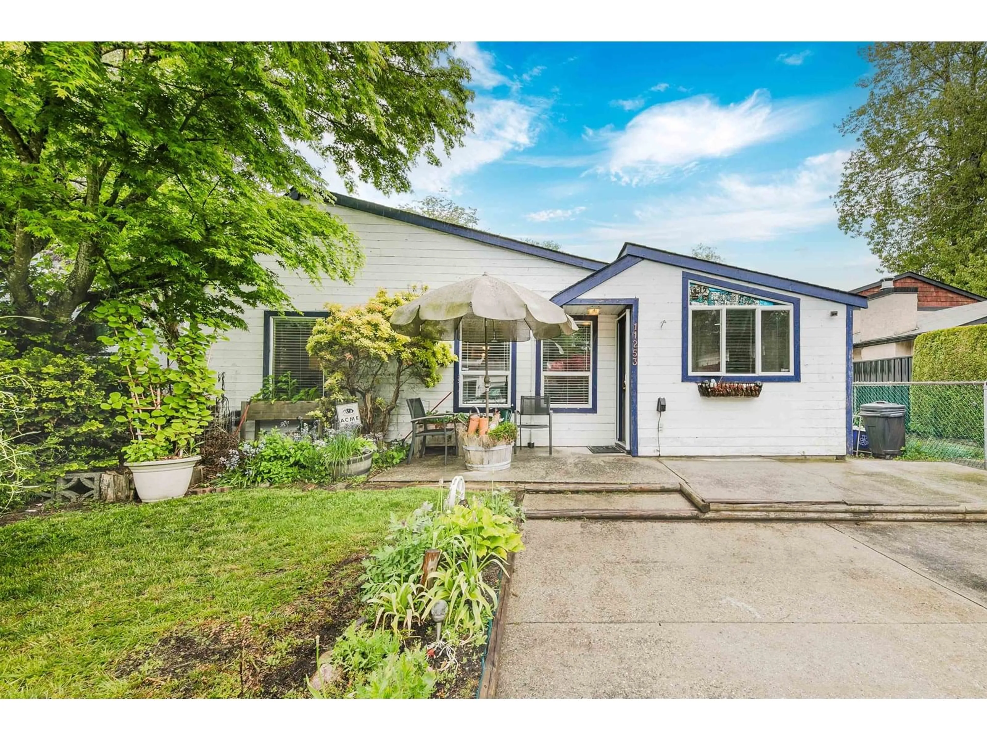 A pic from outside/outdoor area/front of a property/back of a property/a pic from drone, street for 11253 GLENBROOK, Delta British Columbia V4C7N5