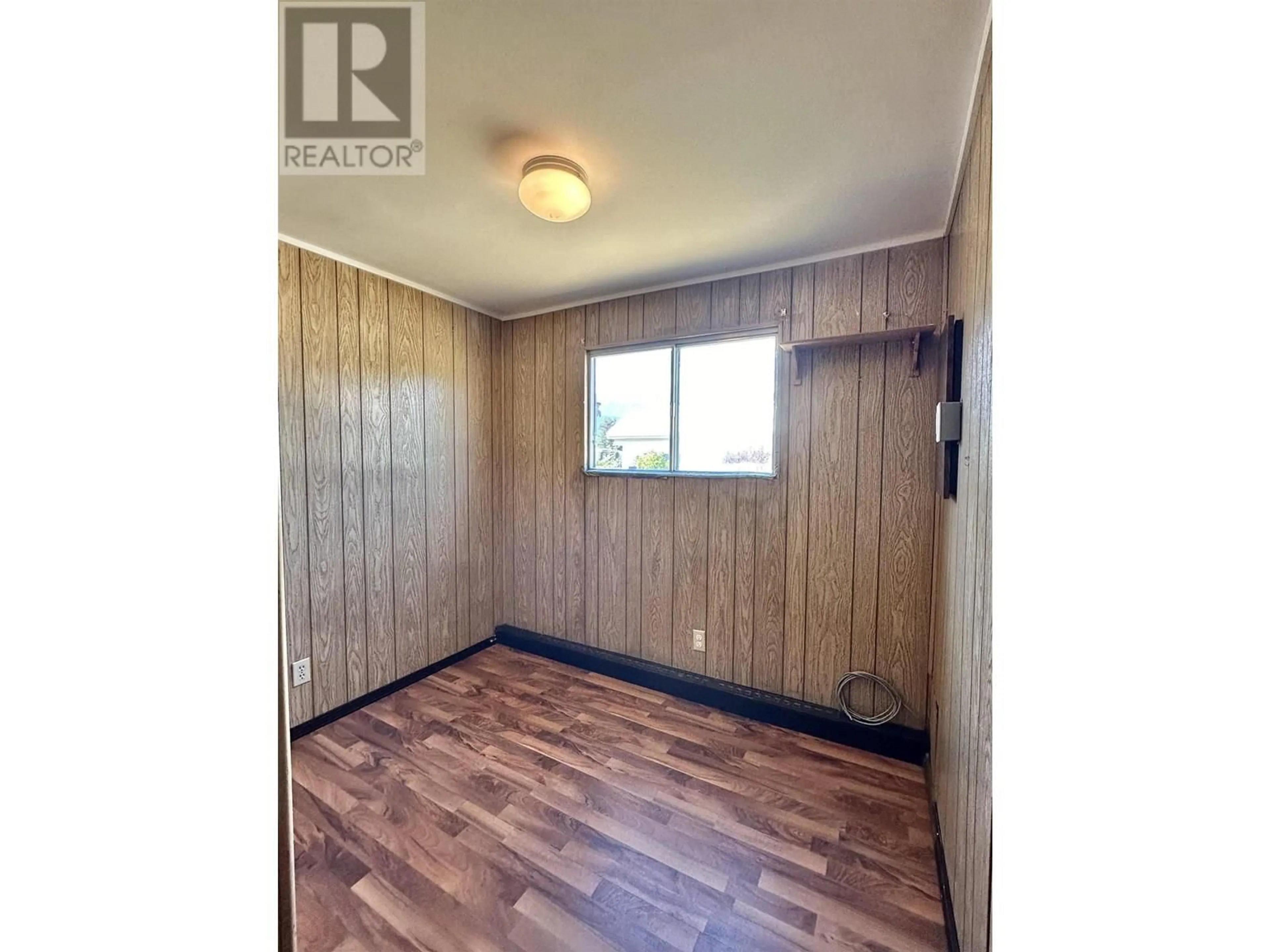 A pic of a room for 1080 4TH AVENUE, Valemount British Columbia V0E2Z0