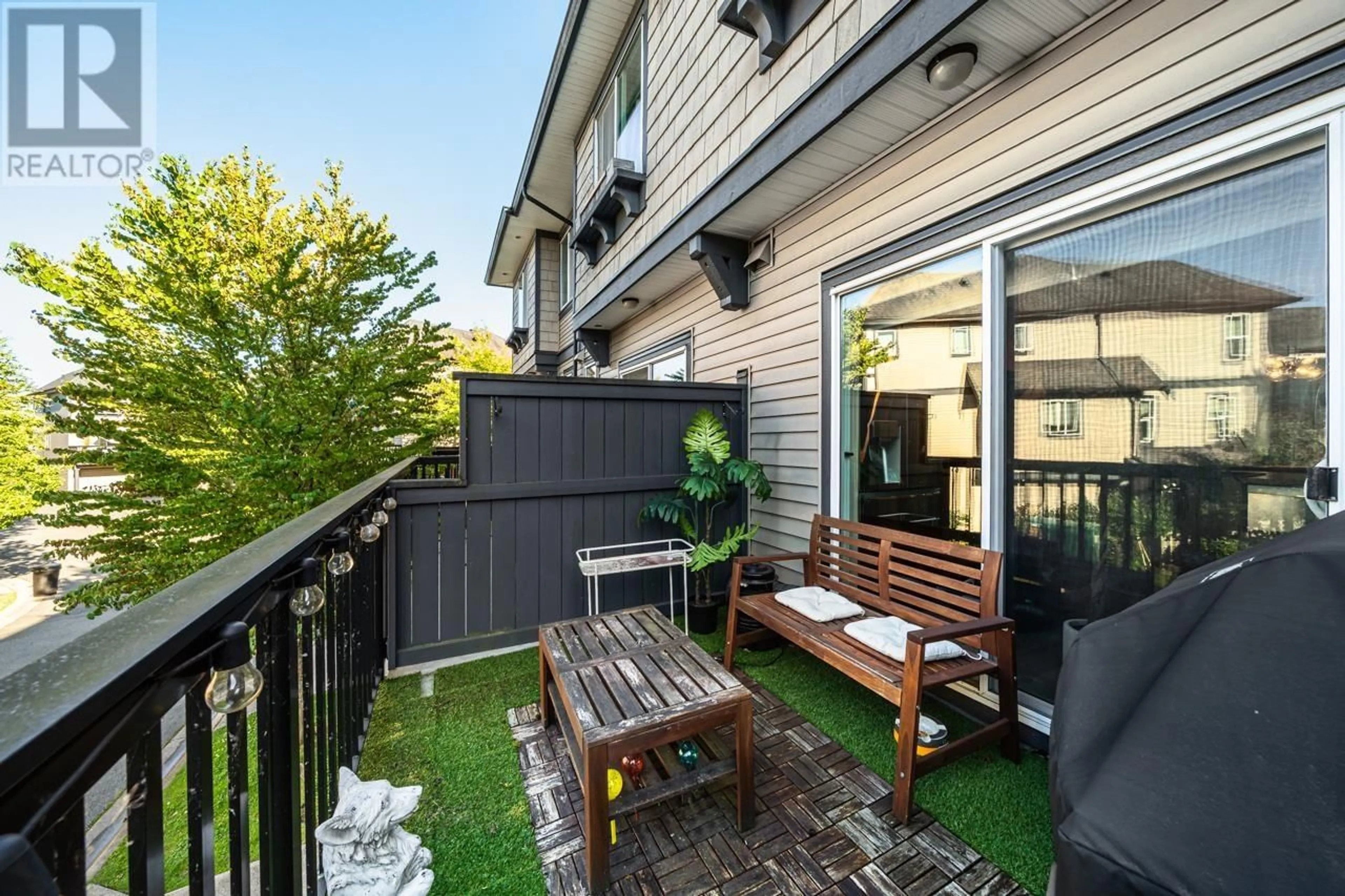 Patio, street for 23 - 9533 TOMICKI AVENUE, Richmond British Columbia V6X0E5