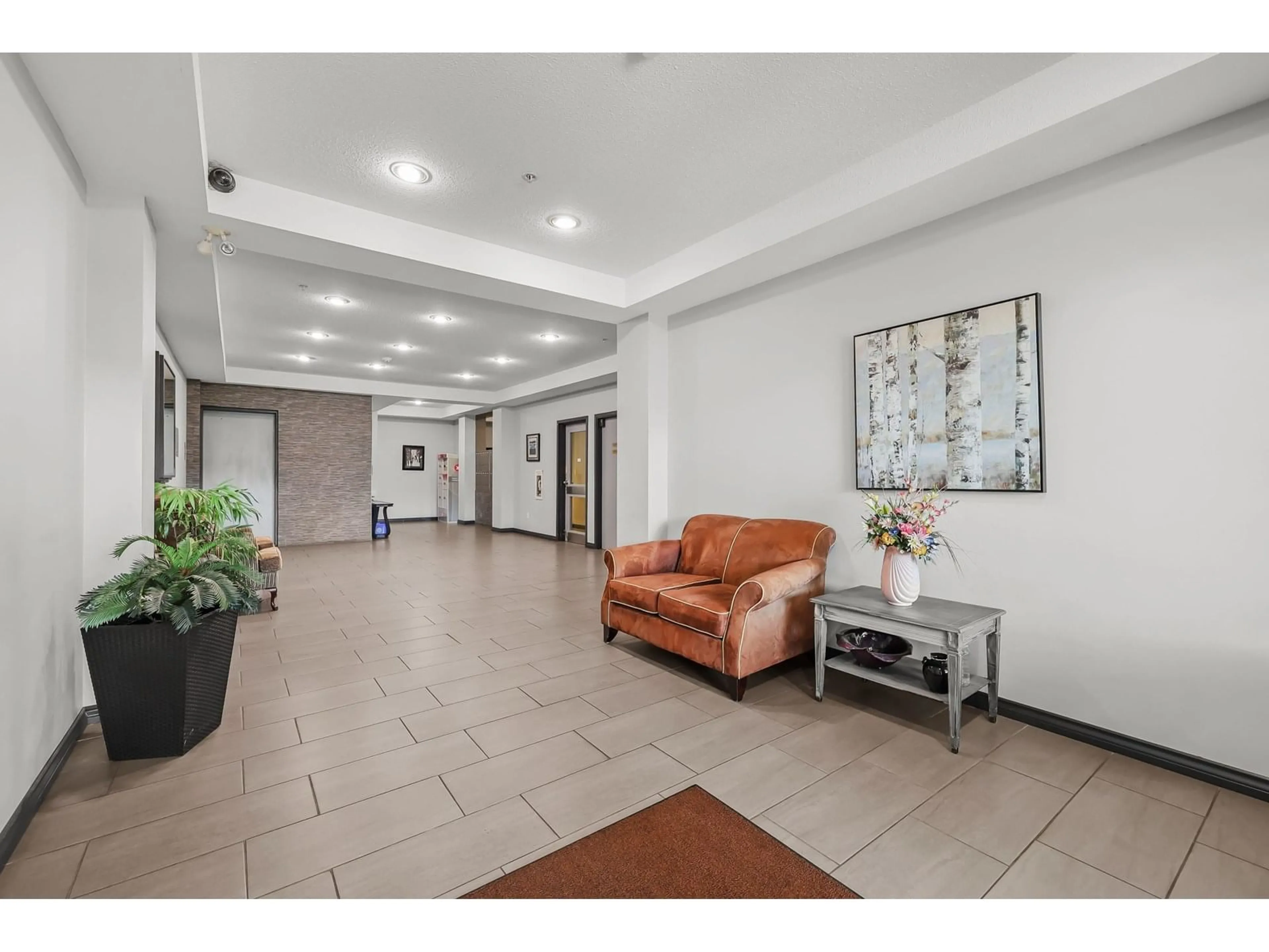 Lobby for 106 - 5776 200, Langley British Columbia V3A1M8