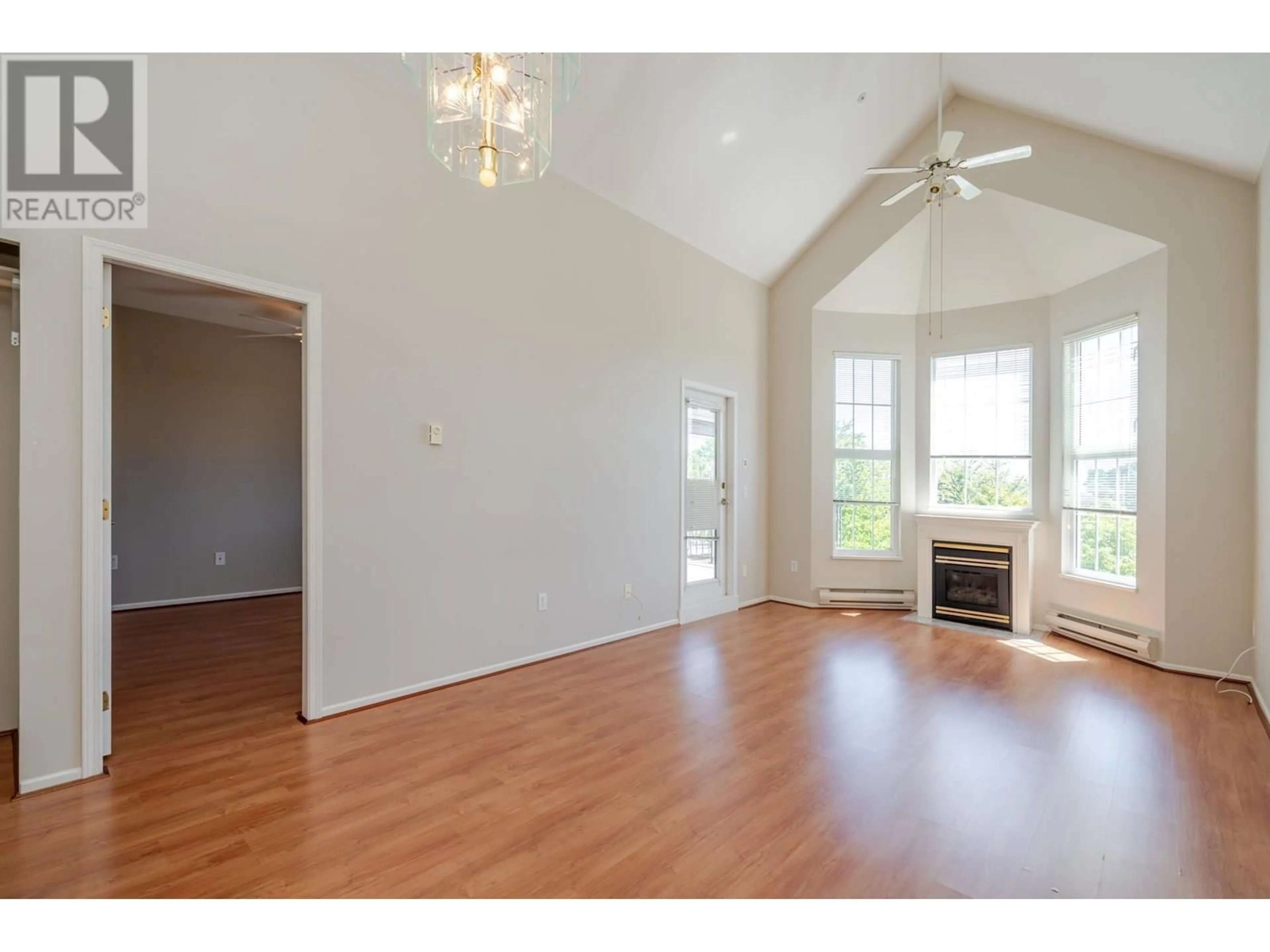 A pic of a room for 409 - 1369 56 STREET, Delta British Columbia V4L2A6