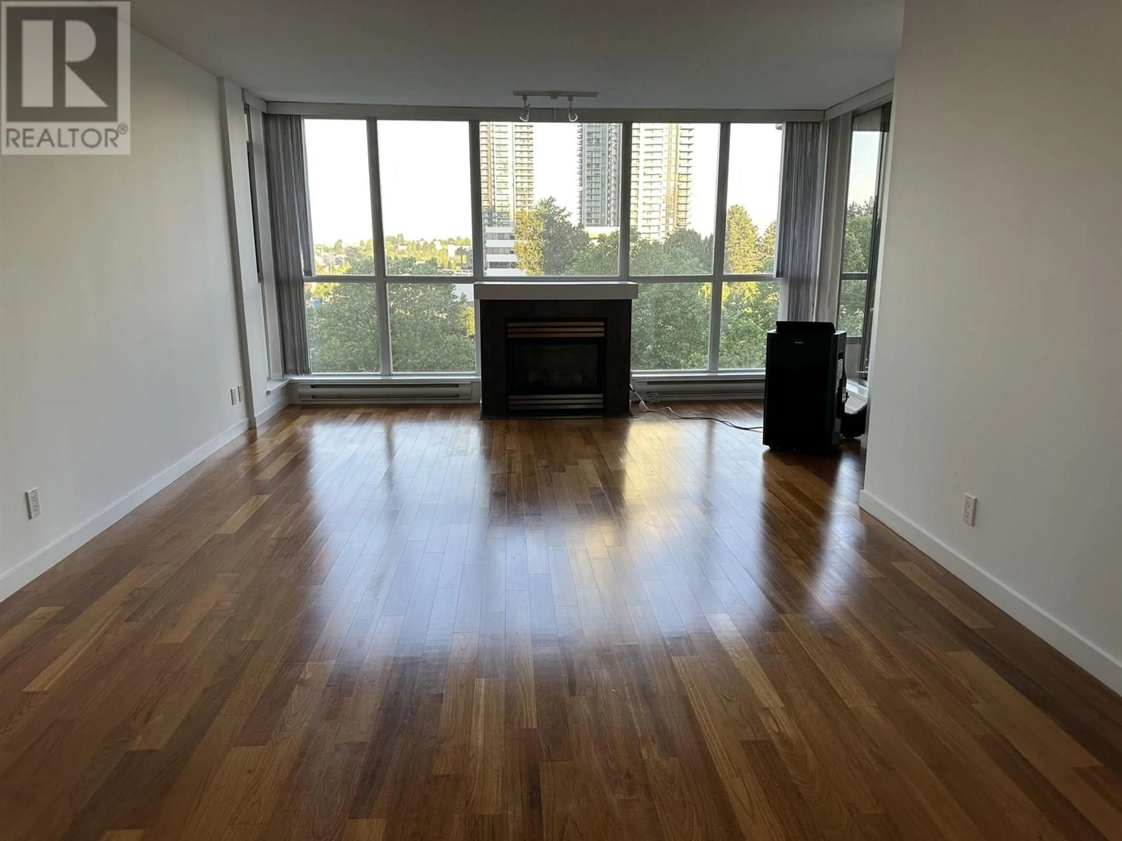 A pic of a room for 604 - 2138 MADISON AVENUE, Burnaby British Columbia V5C6T6