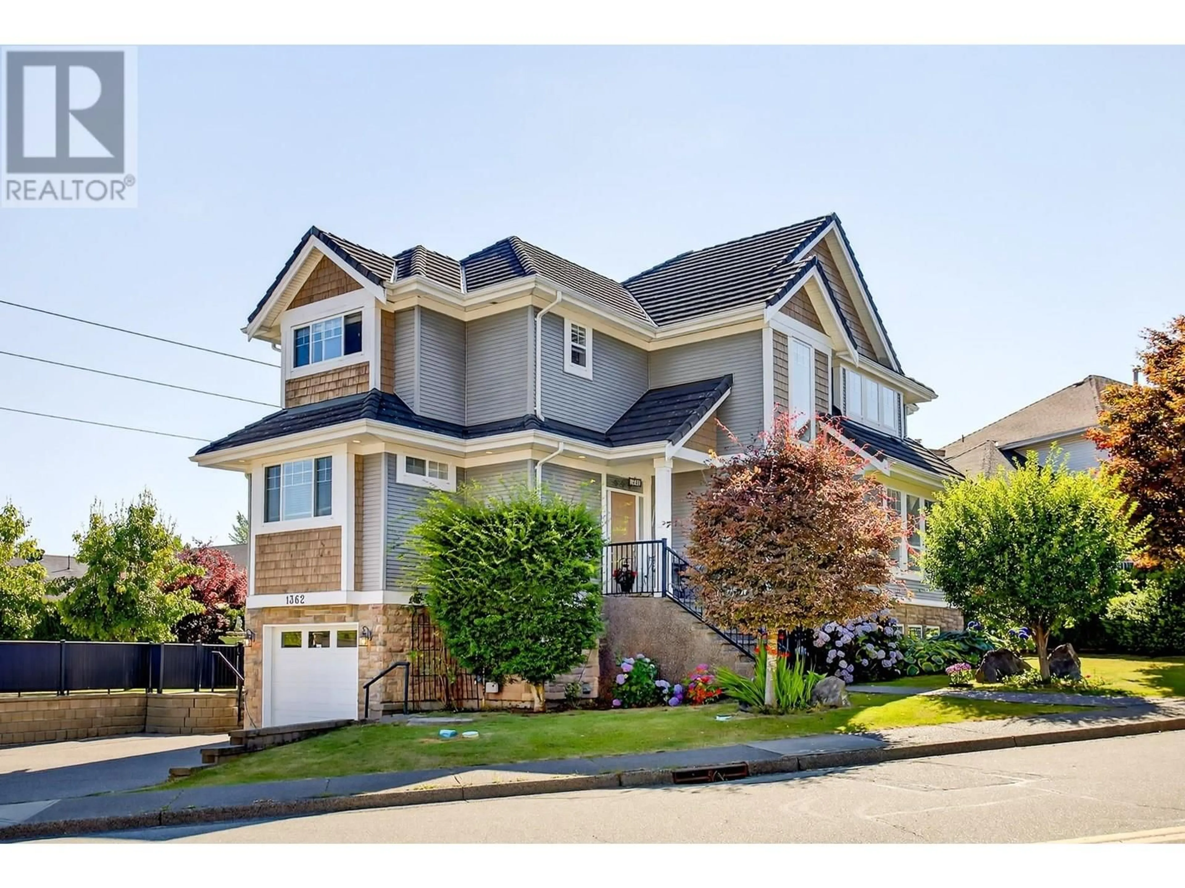 Home with vinyl exterior material, street for 1362 OXFORD STREET, Coquitlam British Columbia V3E3G4