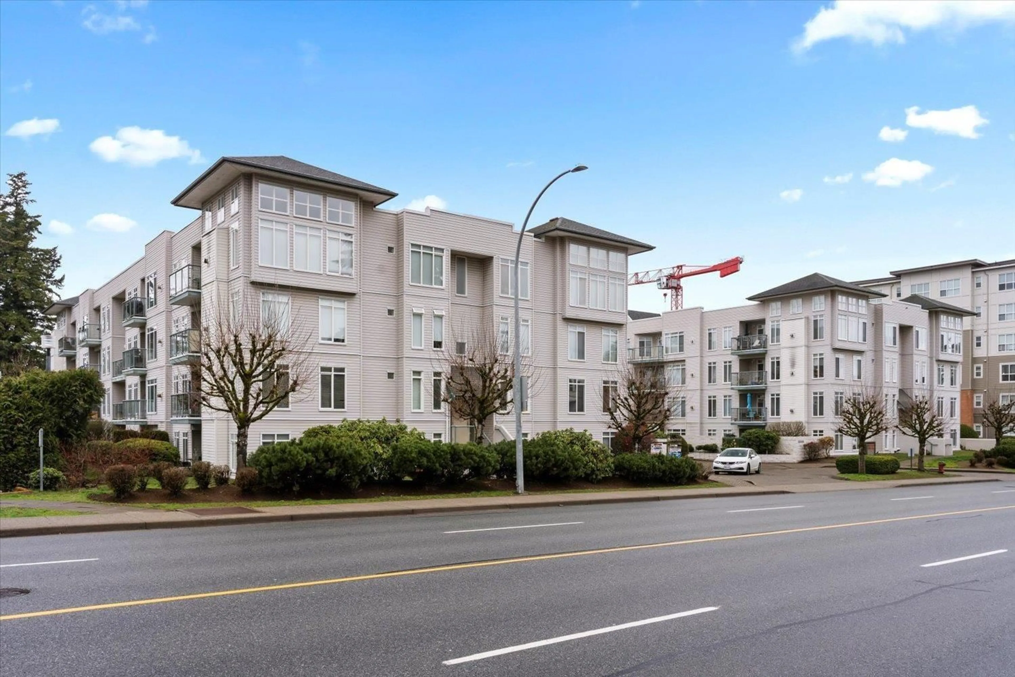 Blurry image for 206 - 32075 GEORGE FERGUSON, Abbotsford British Columbia V2T2K7