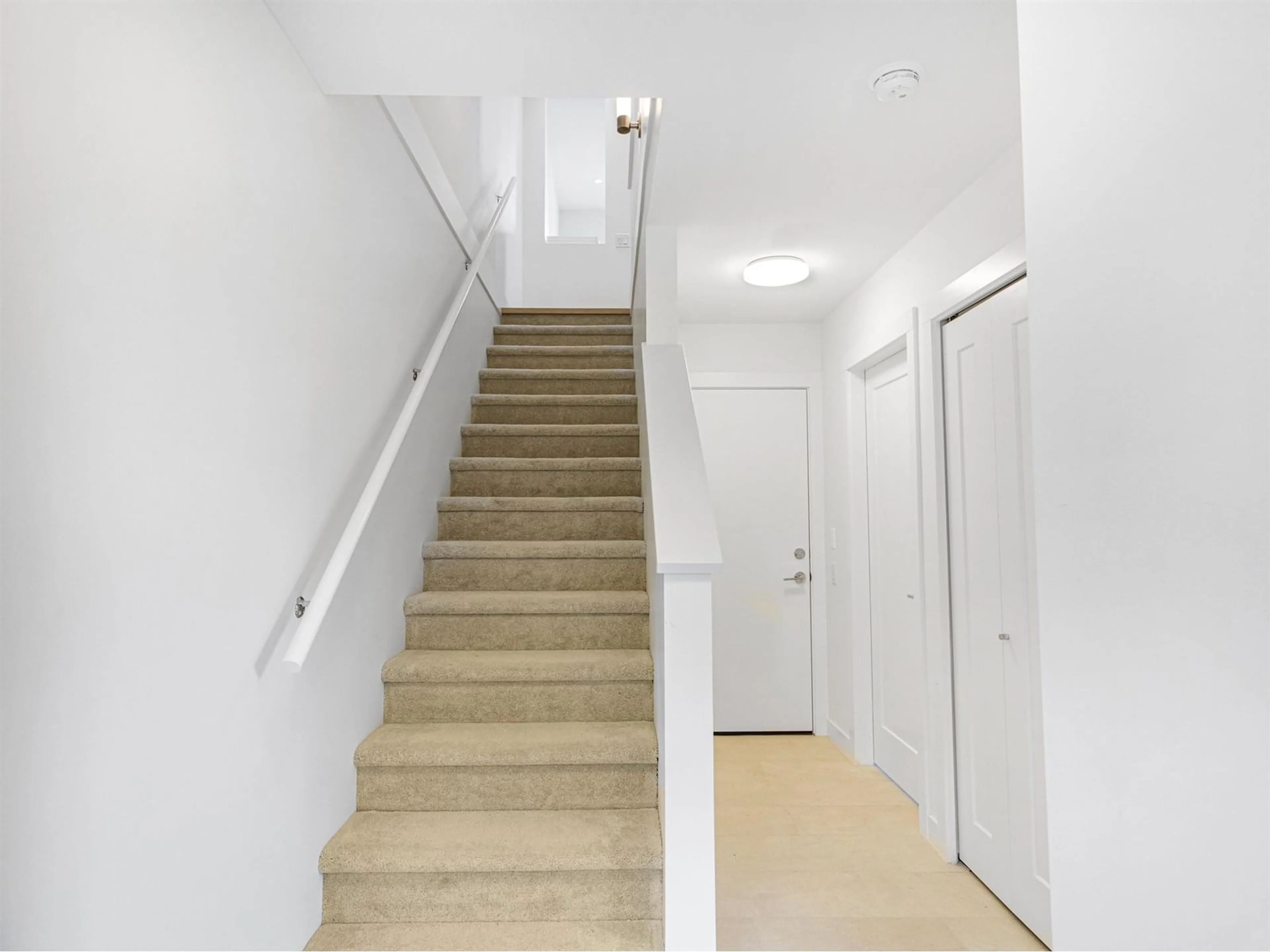 Stairs for 168 - 14150 58A, Surrey British Columbia V3X0L1