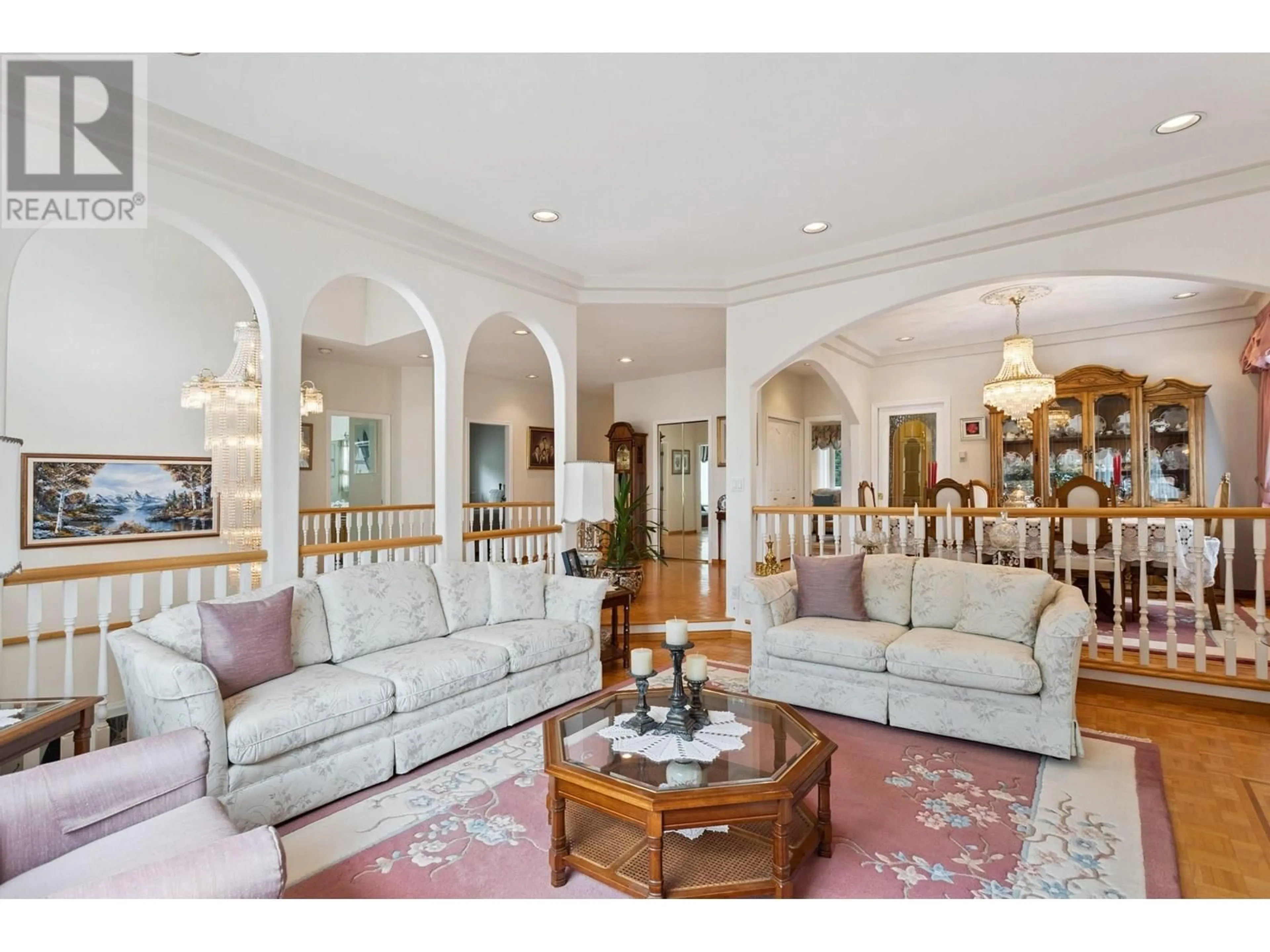 Living room with furniture, unknown for 5889 NEVILLE STREET, Burnaby British Columbia V5J2J3