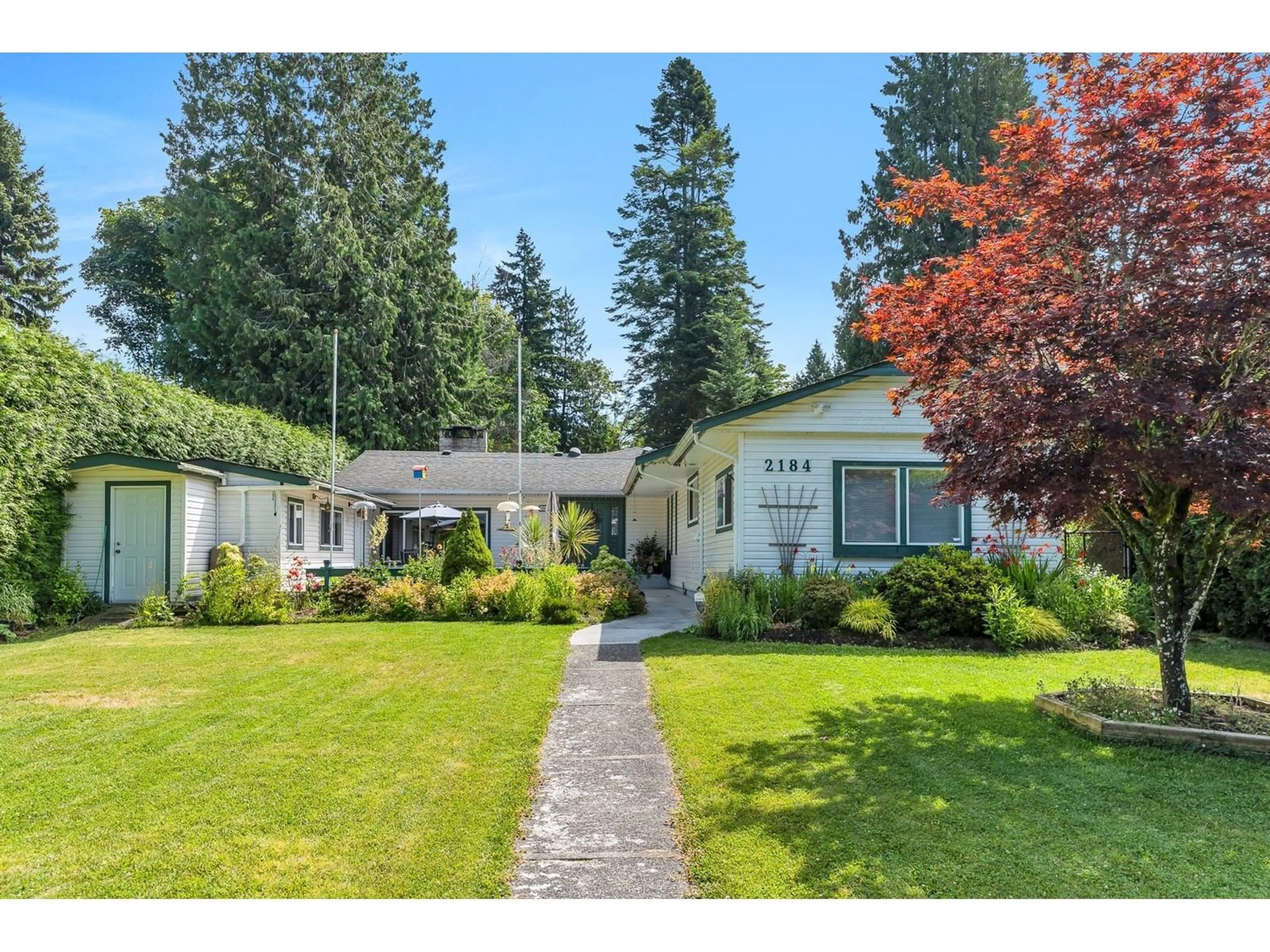 Home with vinyl exterior material, street for 2184 127A, Surrey British Columbia V4A3S9