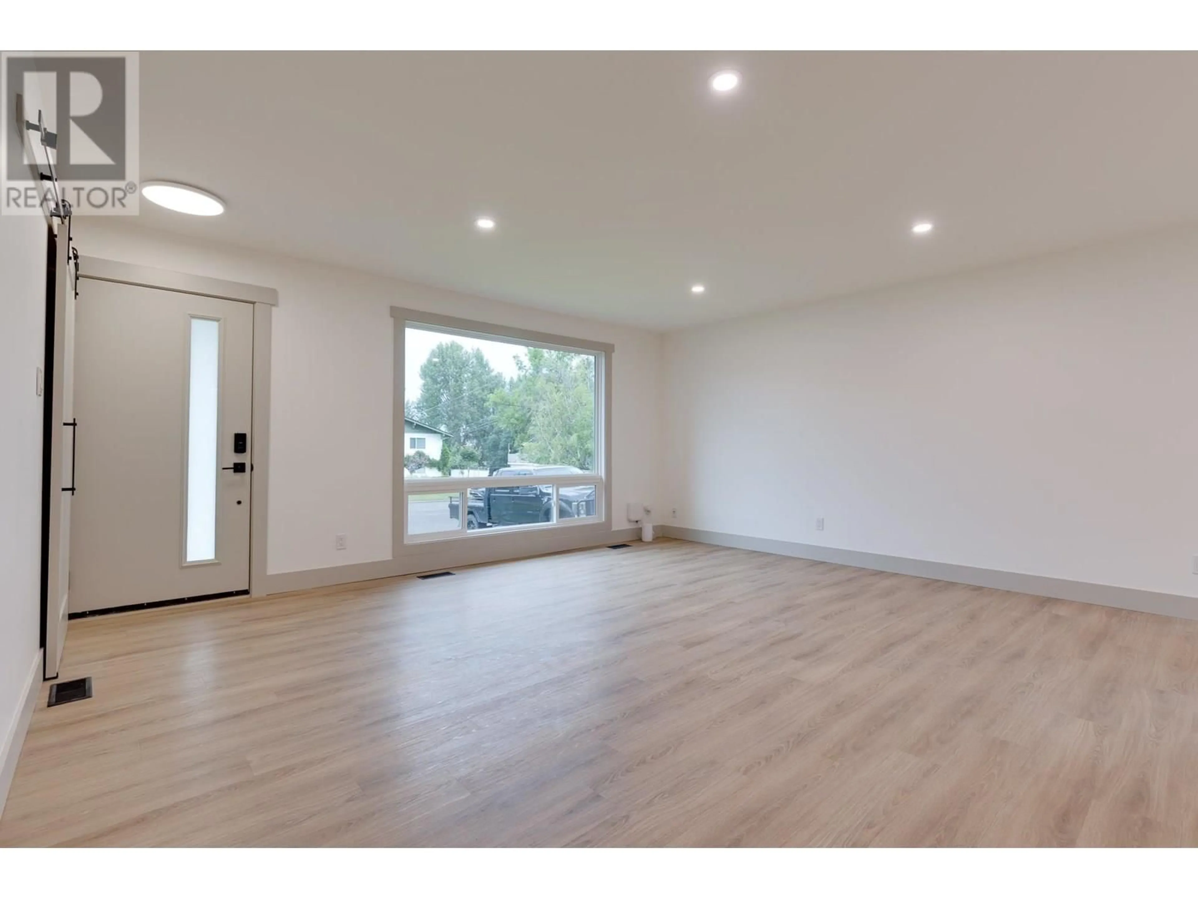 A pic of a room for 2101 MACDONALD AVENUE, Prince George British Columbia V2L4G5