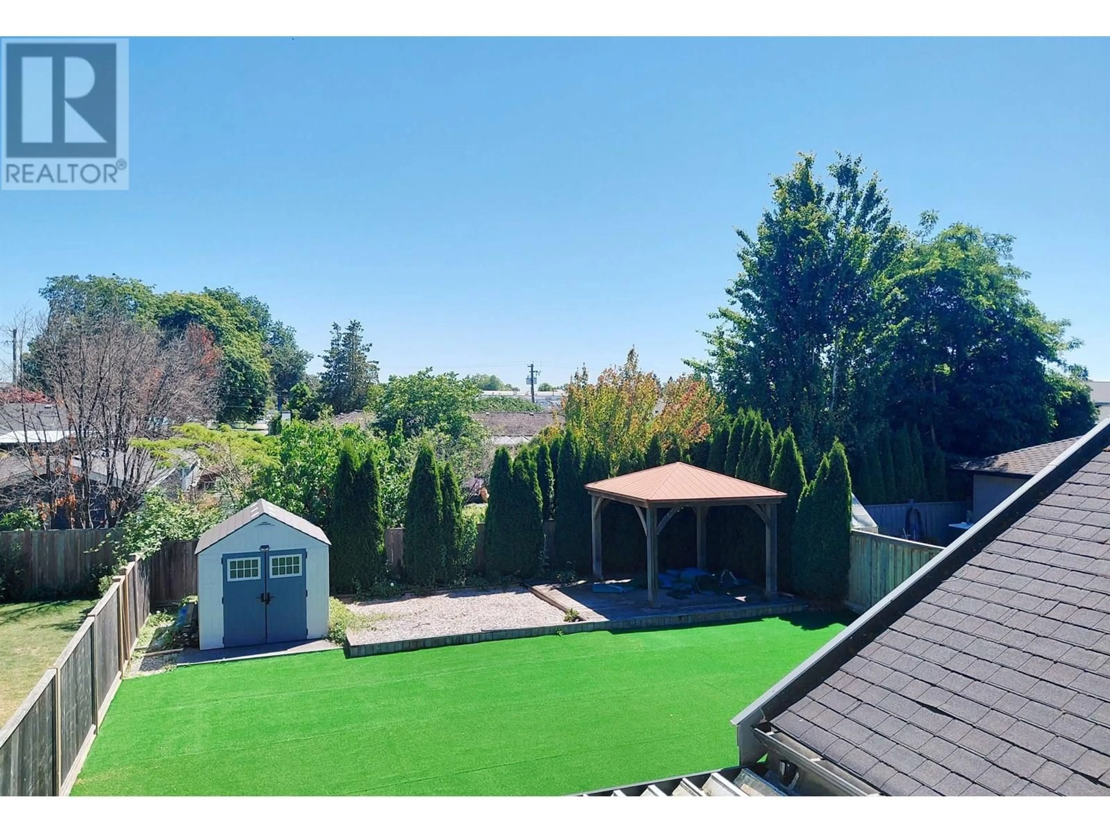 A pic from outside/outdoor area/front of a property/back of a property/a pic from drone, unknown for 4636 48B STREET, Delta British Columbia V4K2R8