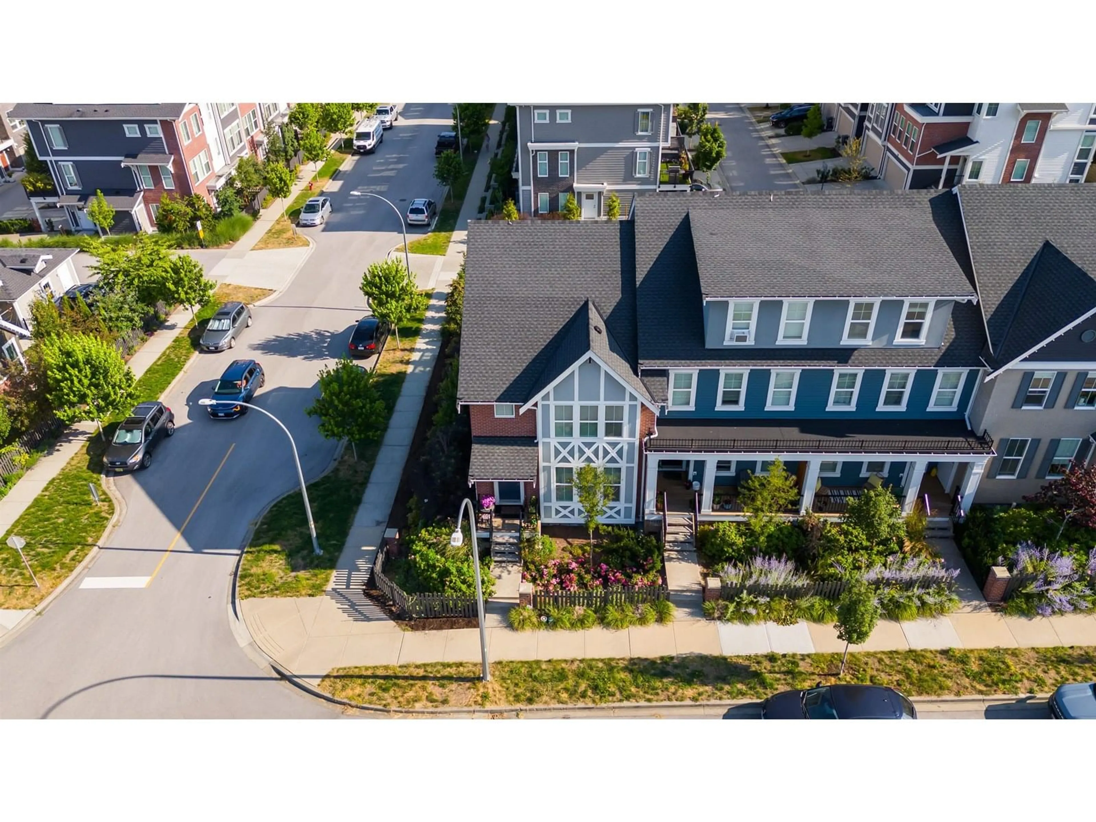 A pic from outside/outdoor area/front of a property/back of a property/a pic from drone, street for 20267 82B, Langley British Columbia V2Y0Y8