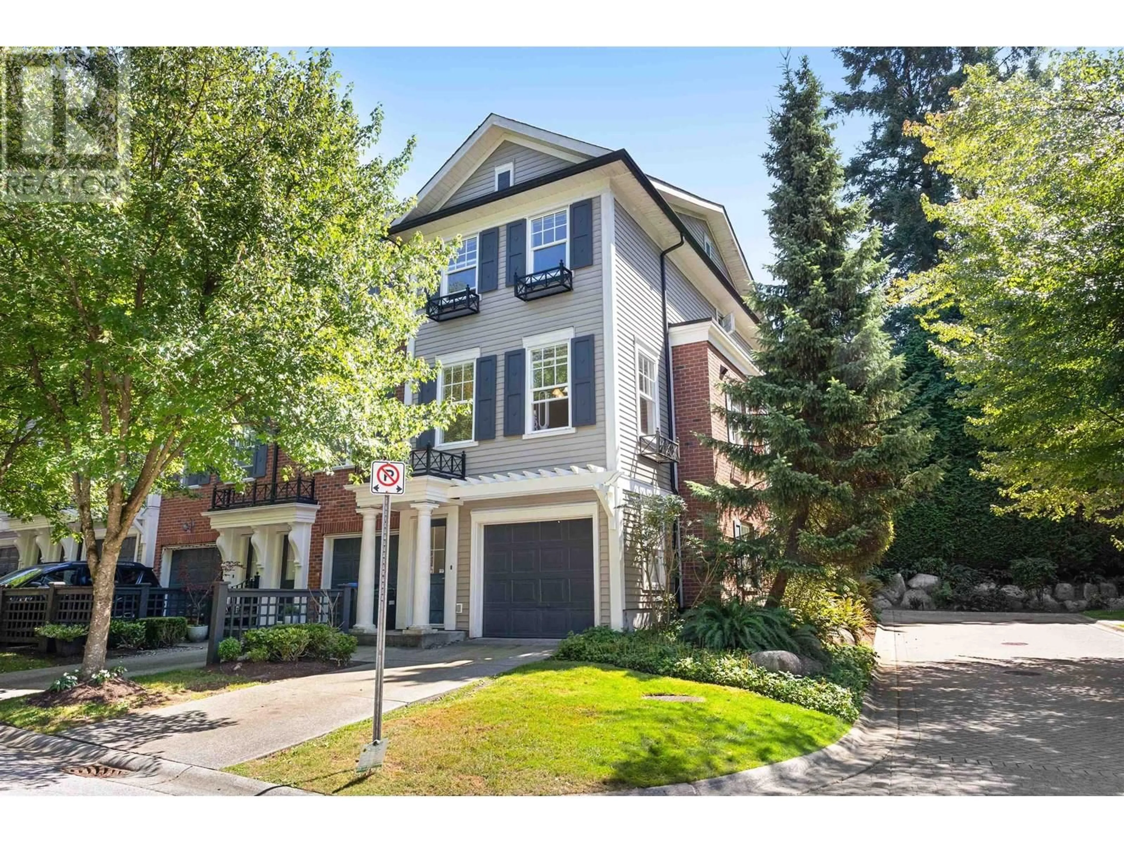 Home with brick exterior material, street for 32 - 102 FRASER STREET, Port Moody British Columbia V3H0C7