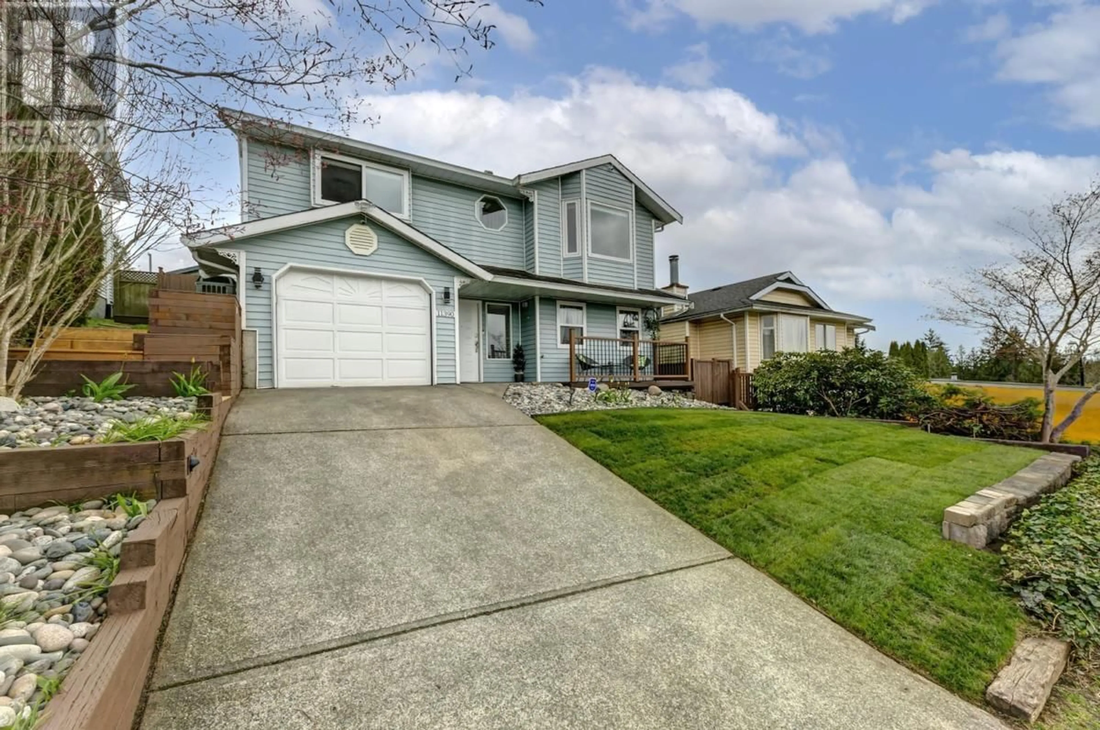 Home with vinyl exterior material, street for 11390 HARRISON STREET, Maple Ridge British Columbia V2X9L2