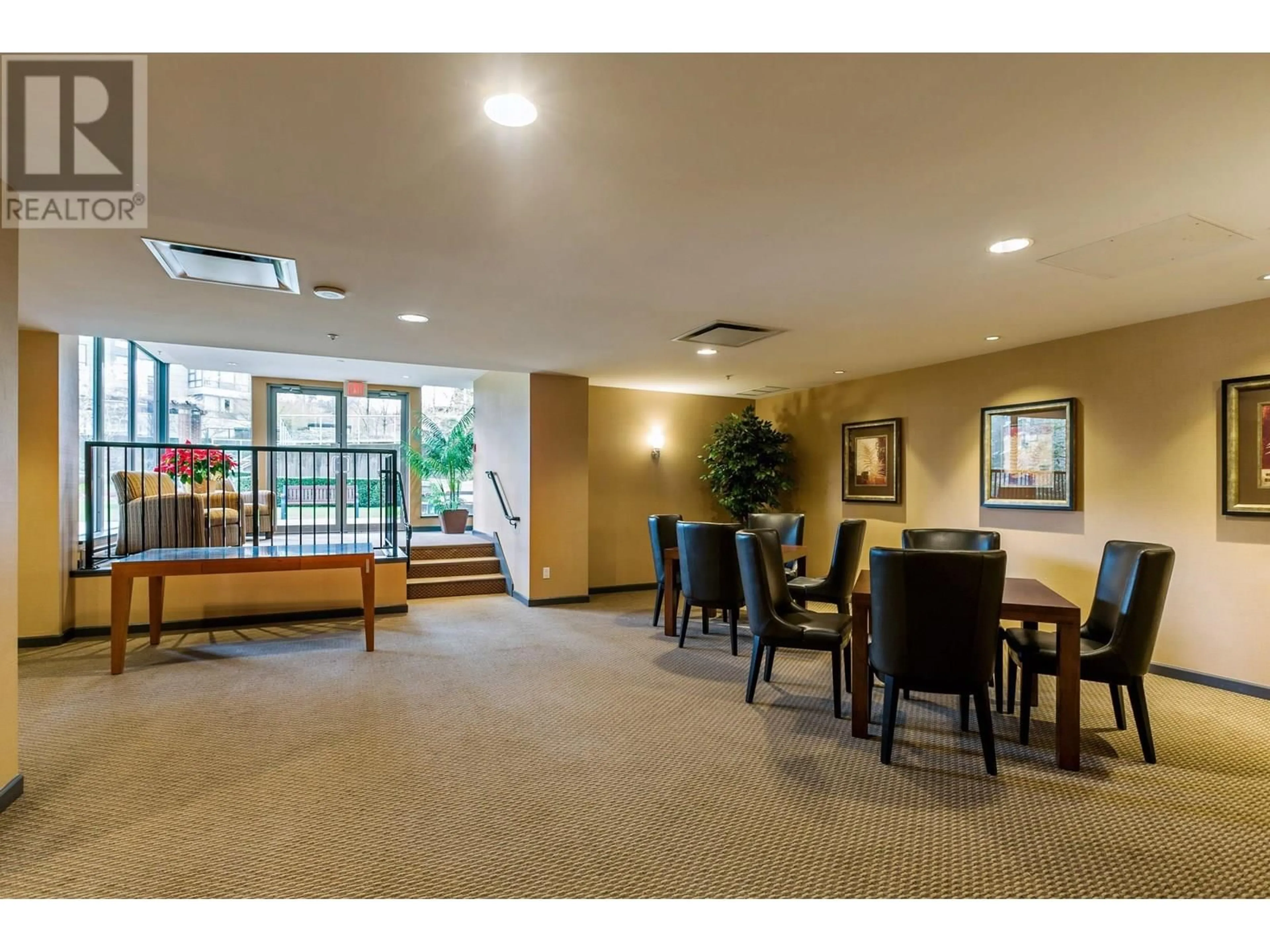 Lobby for 1303 - 295 GUILDFORD WAY, Port Moody British Columbia V3H5N3