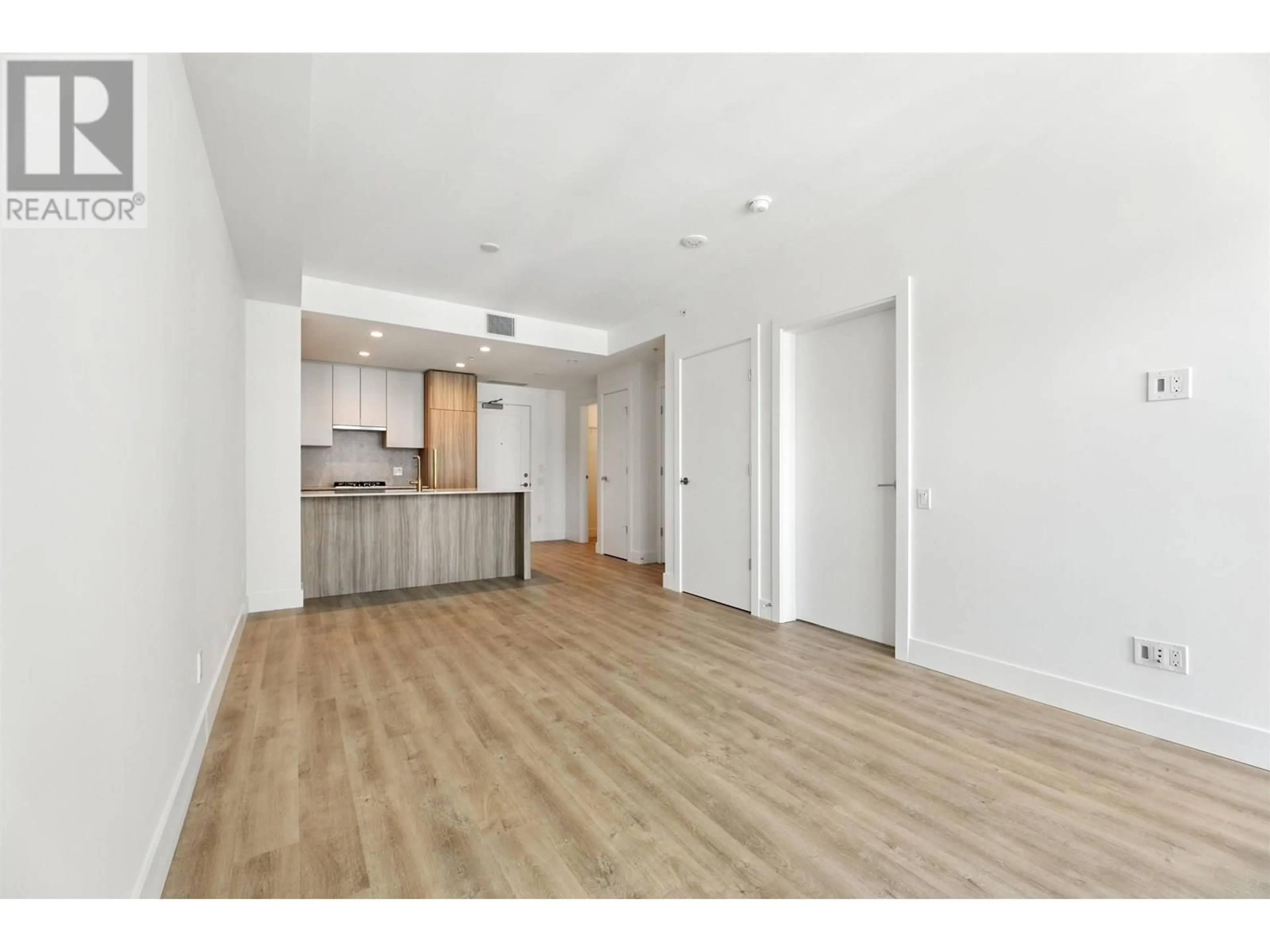 A pic of a room for 605 - 2385 EMERY COURT, North Vancouver British Columbia V7J0G1