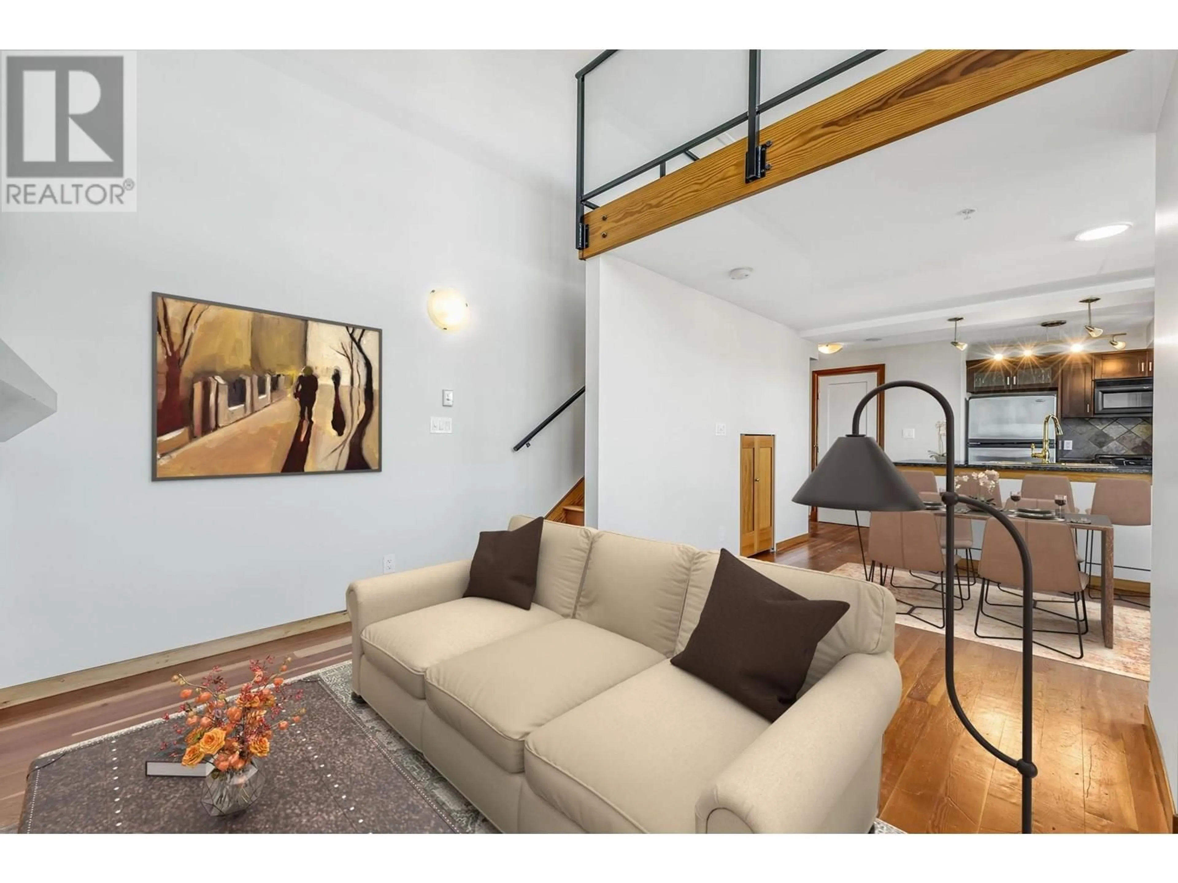 Living room with furniture, unknown for 322 - 10 RENAISSANCE SQUARE, New Westminster British Columbia V3M7B1