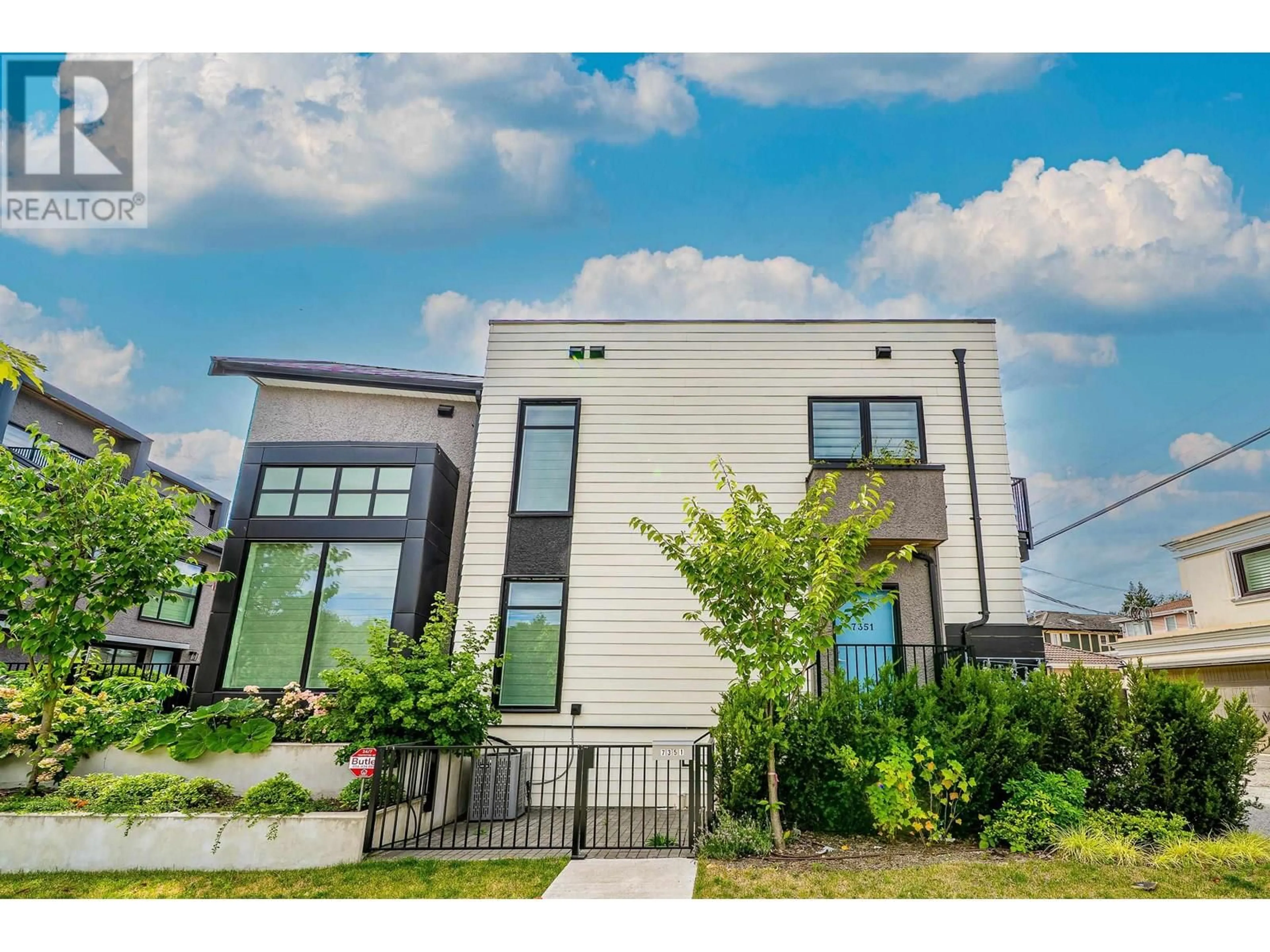 Home with brick exterior material, street for 7351 OAK STREET, Vancouver British Columbia V6P1V7