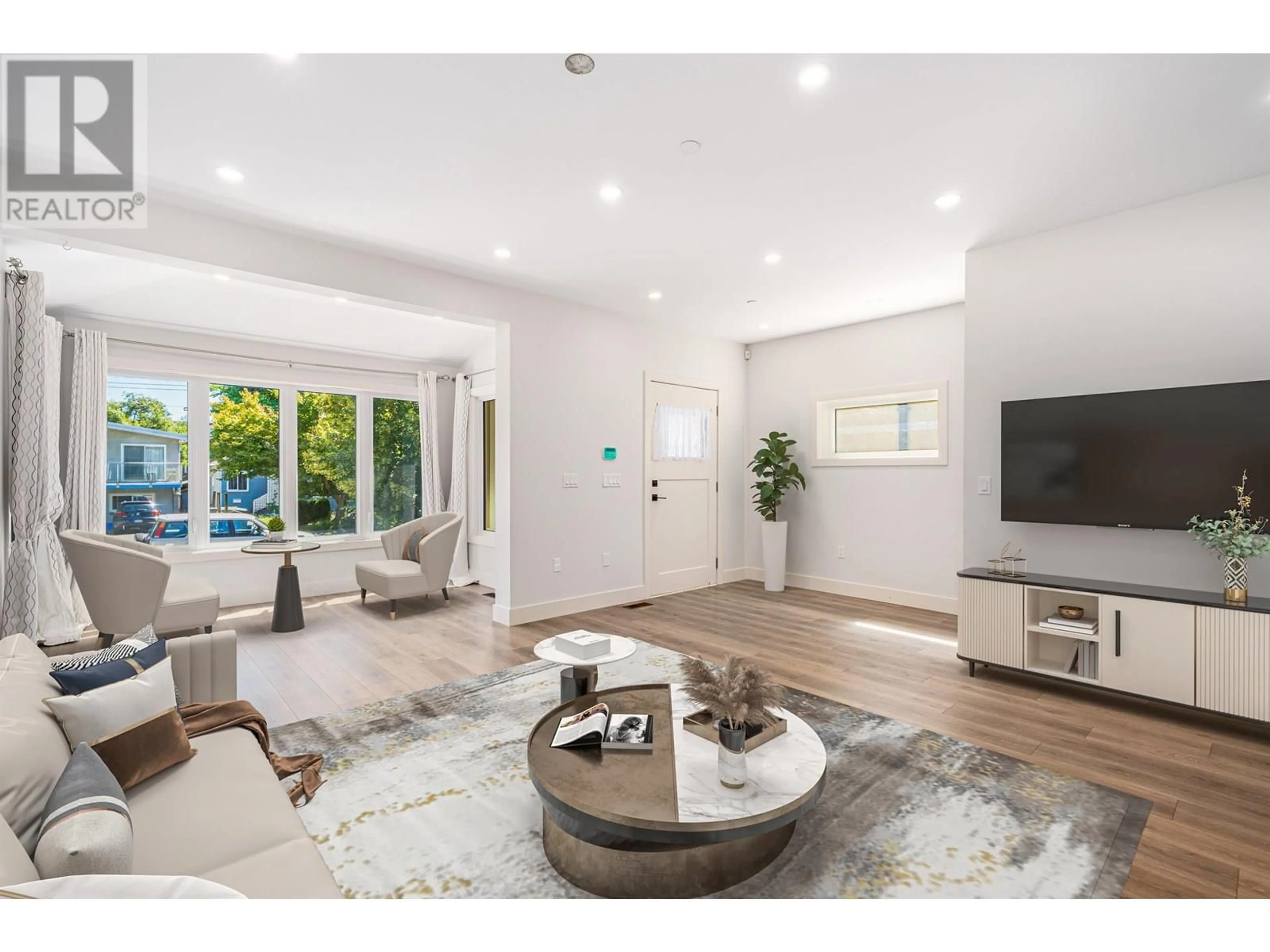 Living room with furniture, unknown for 3011 7TH AVENUE, Vancouver British Columbia V6K1Z7