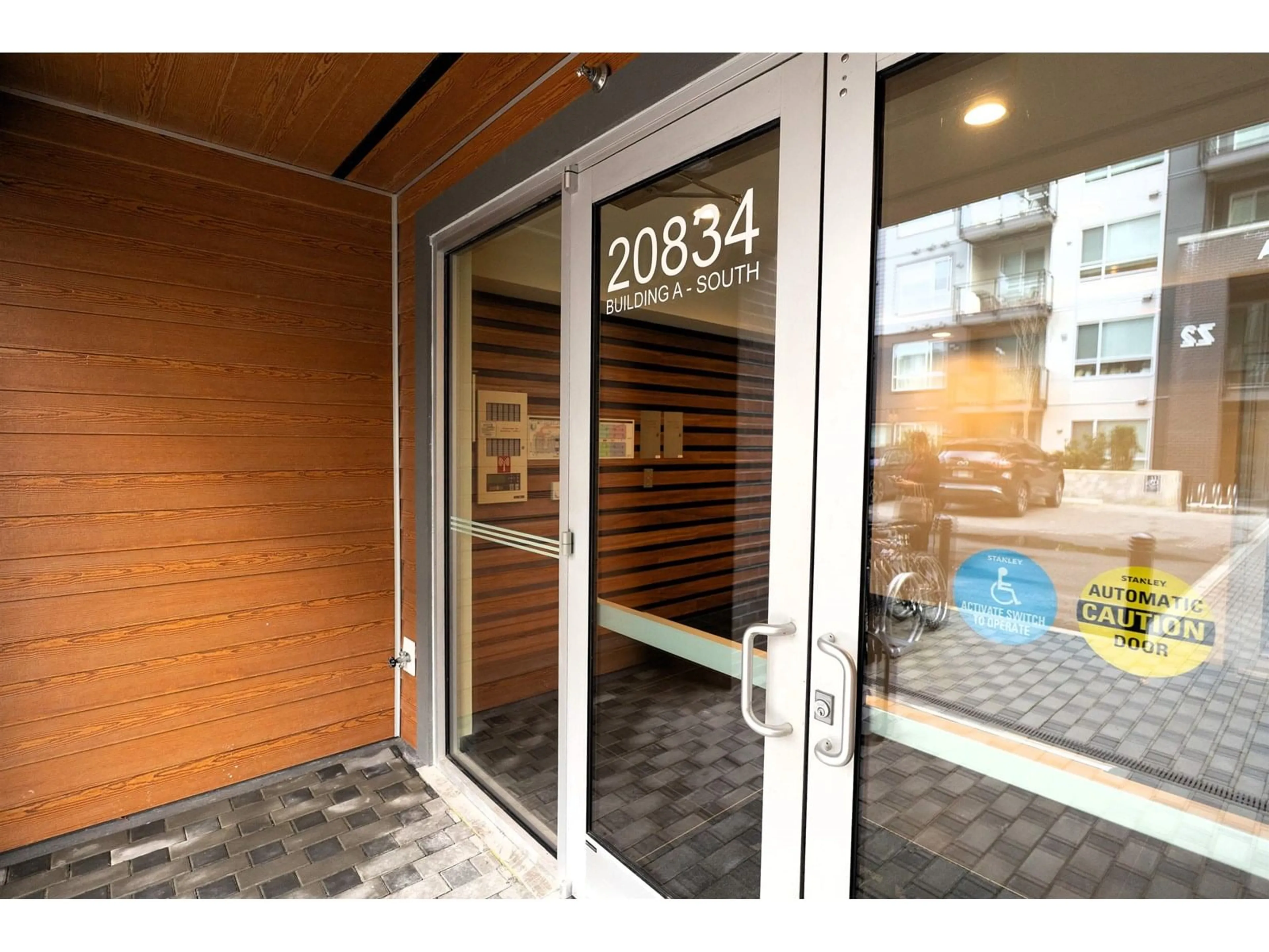 Indoor foyer for A104 - 20834 80, Langley British Columbia V2Y3M3