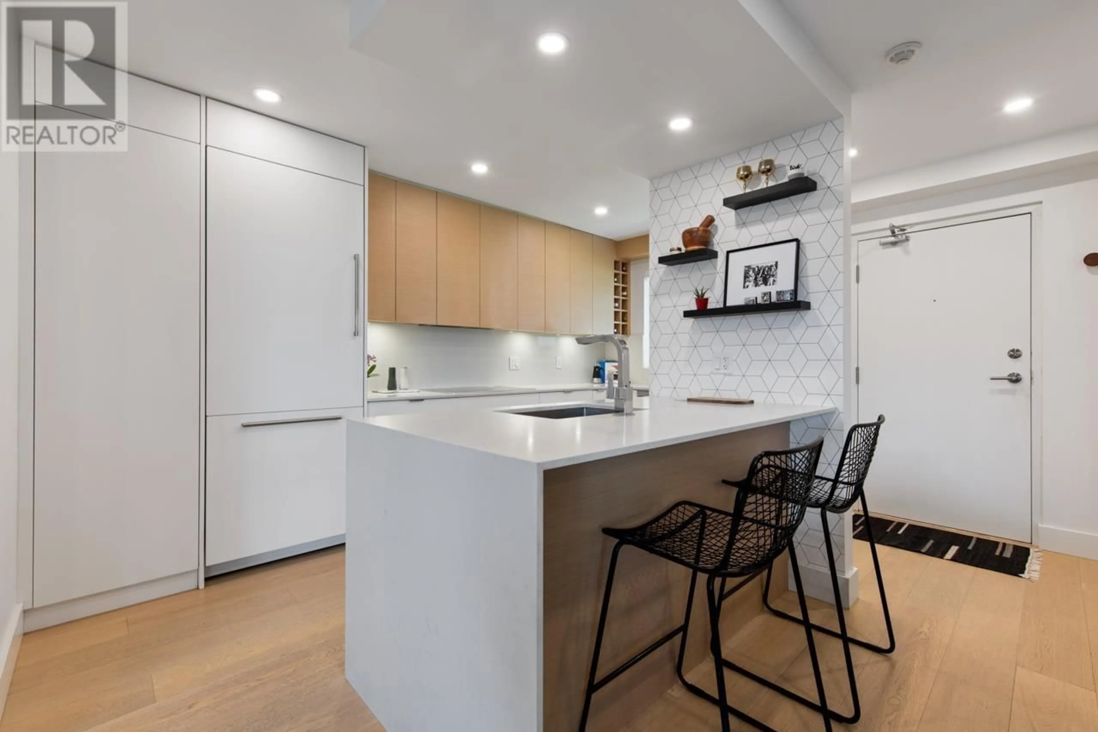 Open concept kitchen, unknown for 301 - 1350 COMOX STREET, Vancouver British Columbia V6E4E1