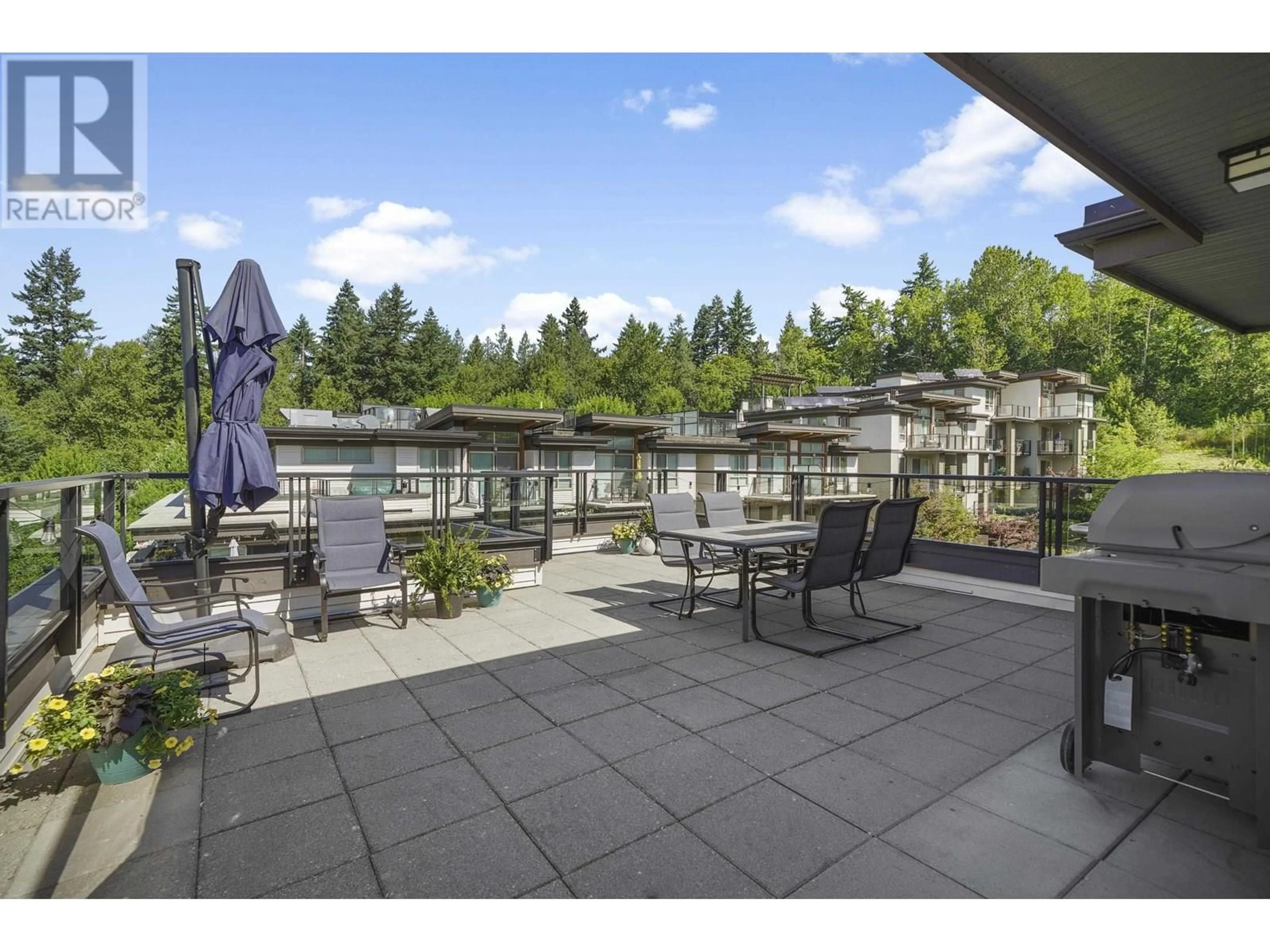 Patio, unknown for 401 - 7428 BYRNEPARK WALK, Burnaby British Columbia V3N0B4