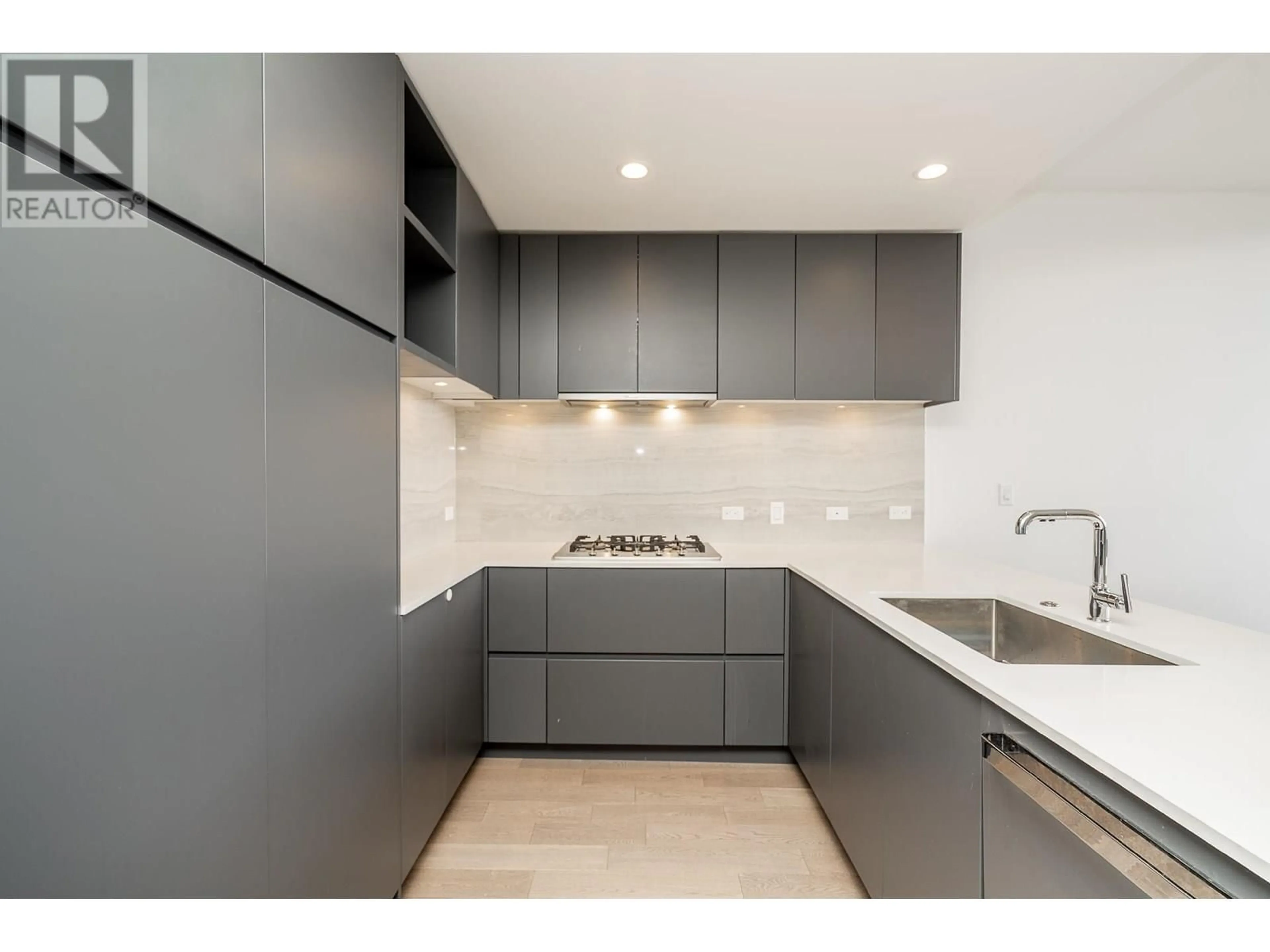 Standard kitchen, unknown for 2401 - 450 WESTVIEW STREET, Coquitlam British Columbia V3K6C3