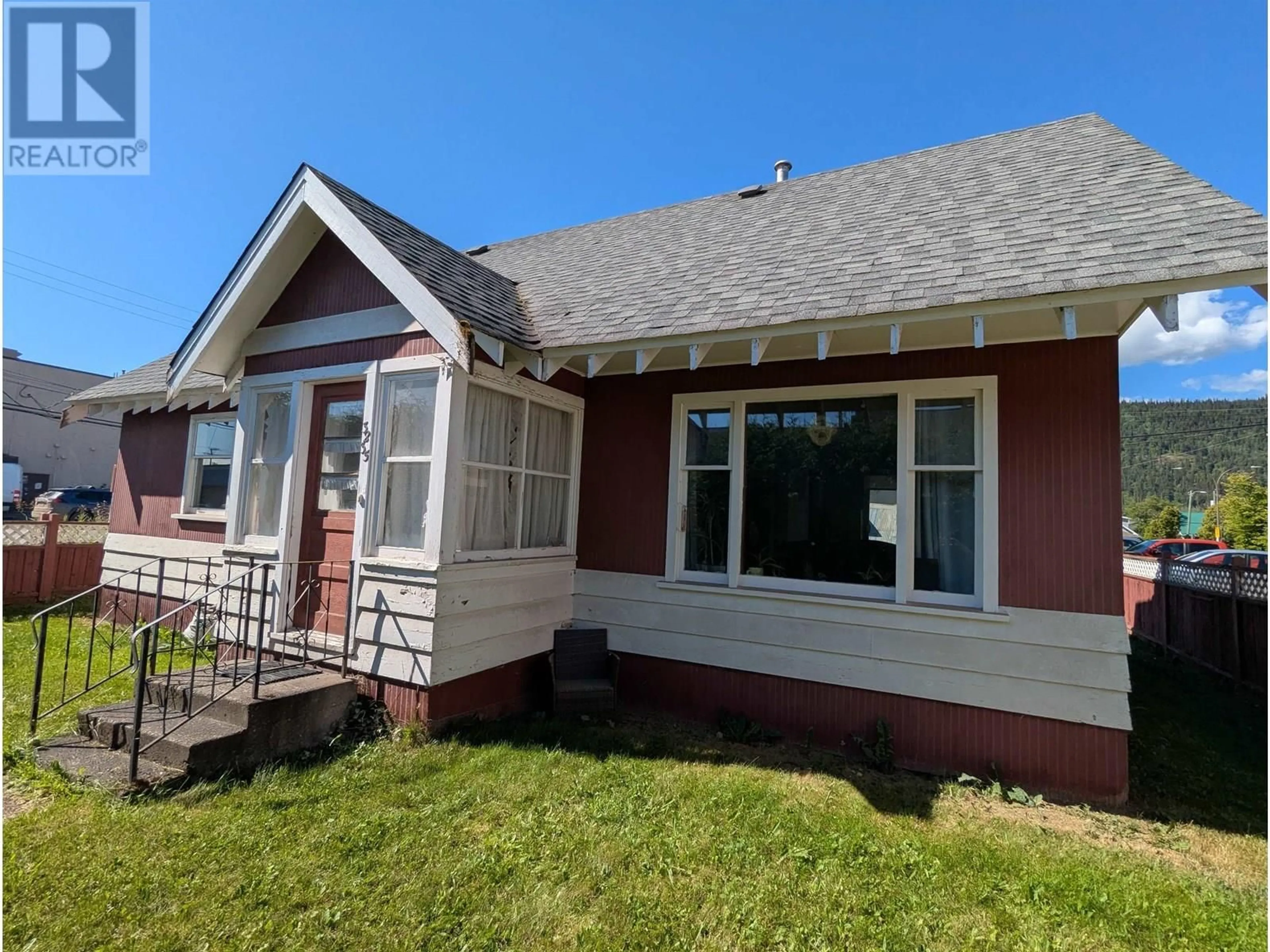 Home with vinyl exterior material, street for 3835 3RD AVENUE, Smithers British Columbia V0J2N0