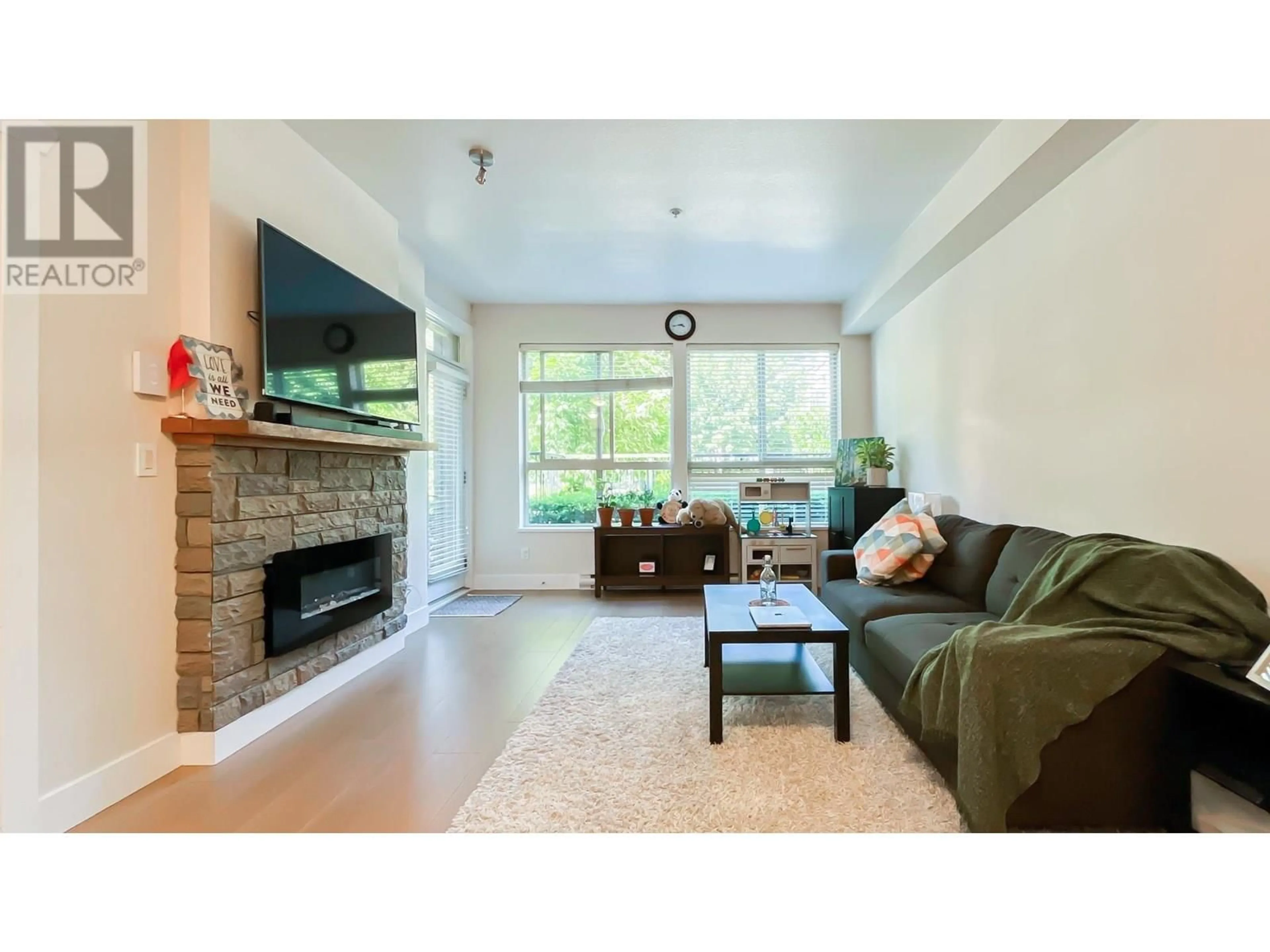 Living room with furniture, unknown for 101 - 2288 WELCHER AVENUE, Port Coquitlam British Columbia V3C1X4