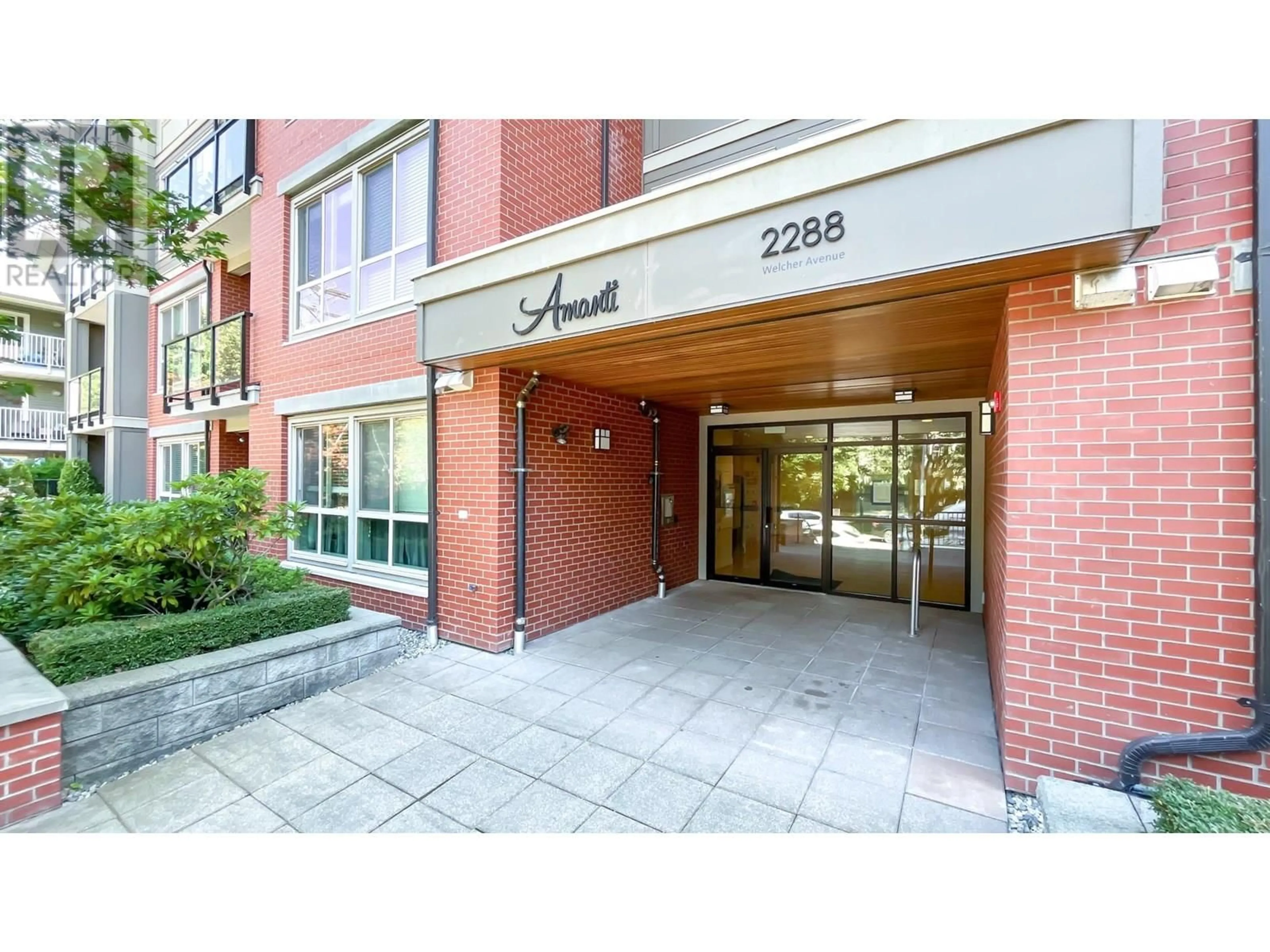 Indoor foyer for 101 - 2288 WELCHER AVENUE, Port Coquitlam British Columbia V3C1X4