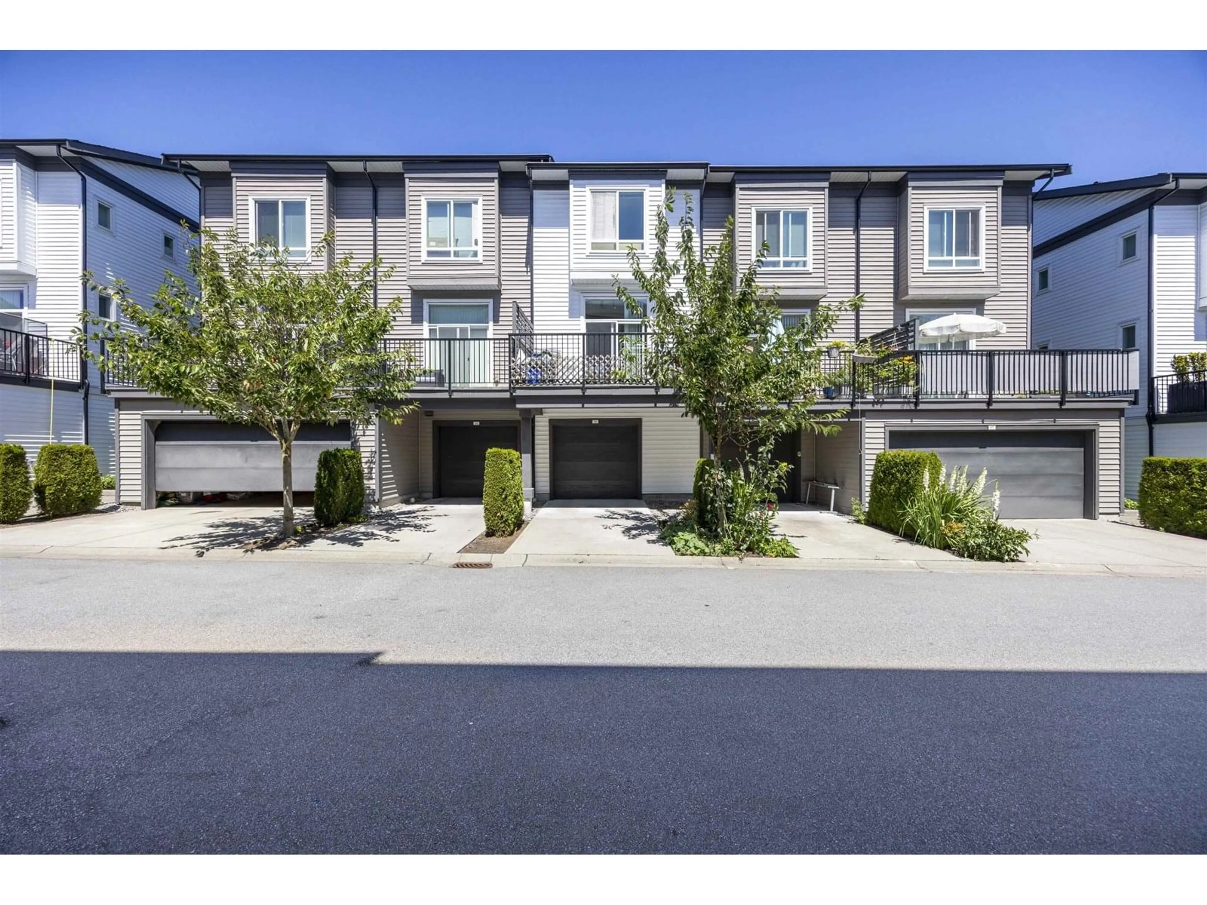A pic from outside/outdoor area/front of a property/back of a property/a pic from drone, street for 15 - 15828 27, Surrey British Columbia V3Z0X4