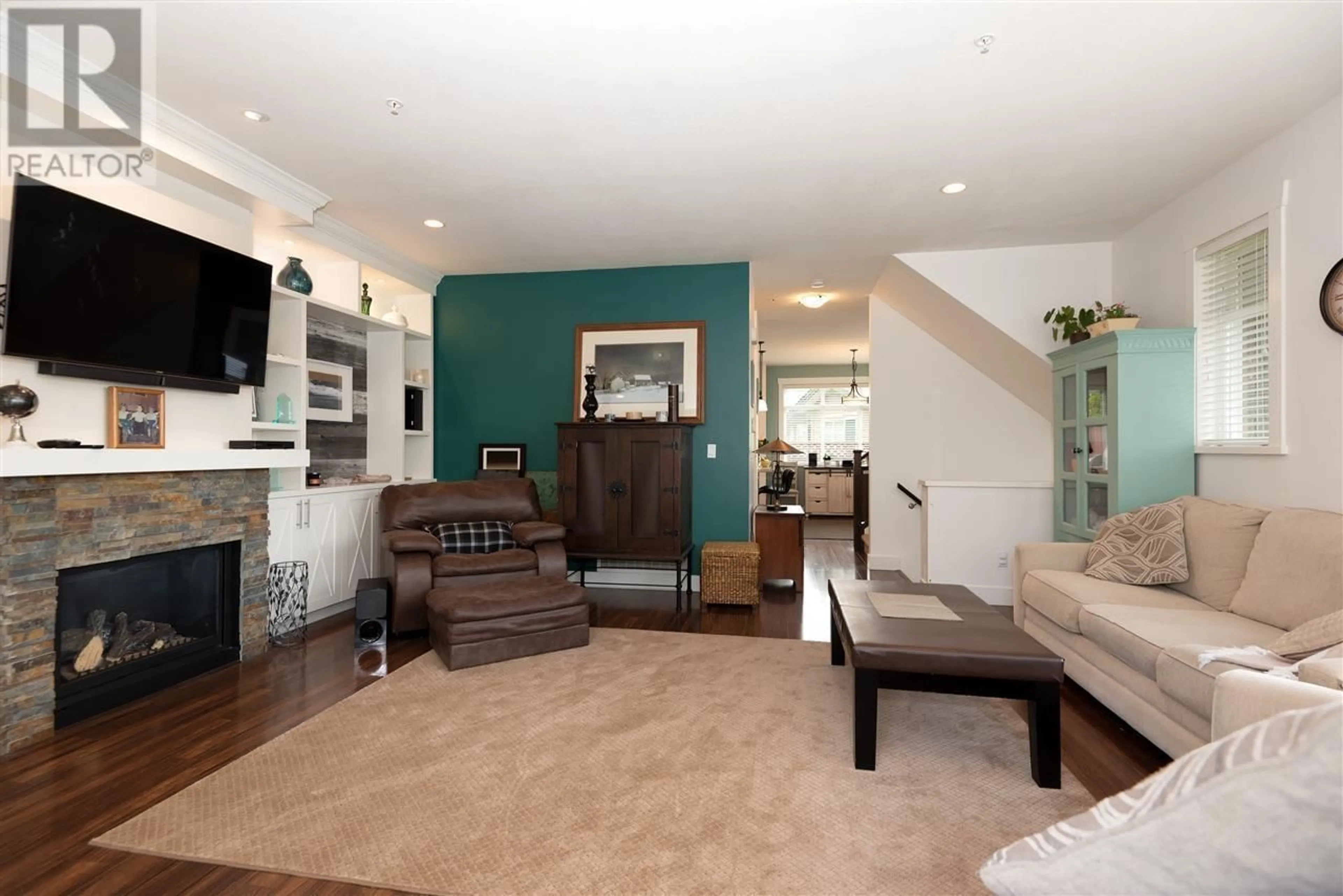 Living room with furniture, unknown for 73 - 22865 TELOSKY AVENUE, Maple Ridge British Columbia V2X8Z9