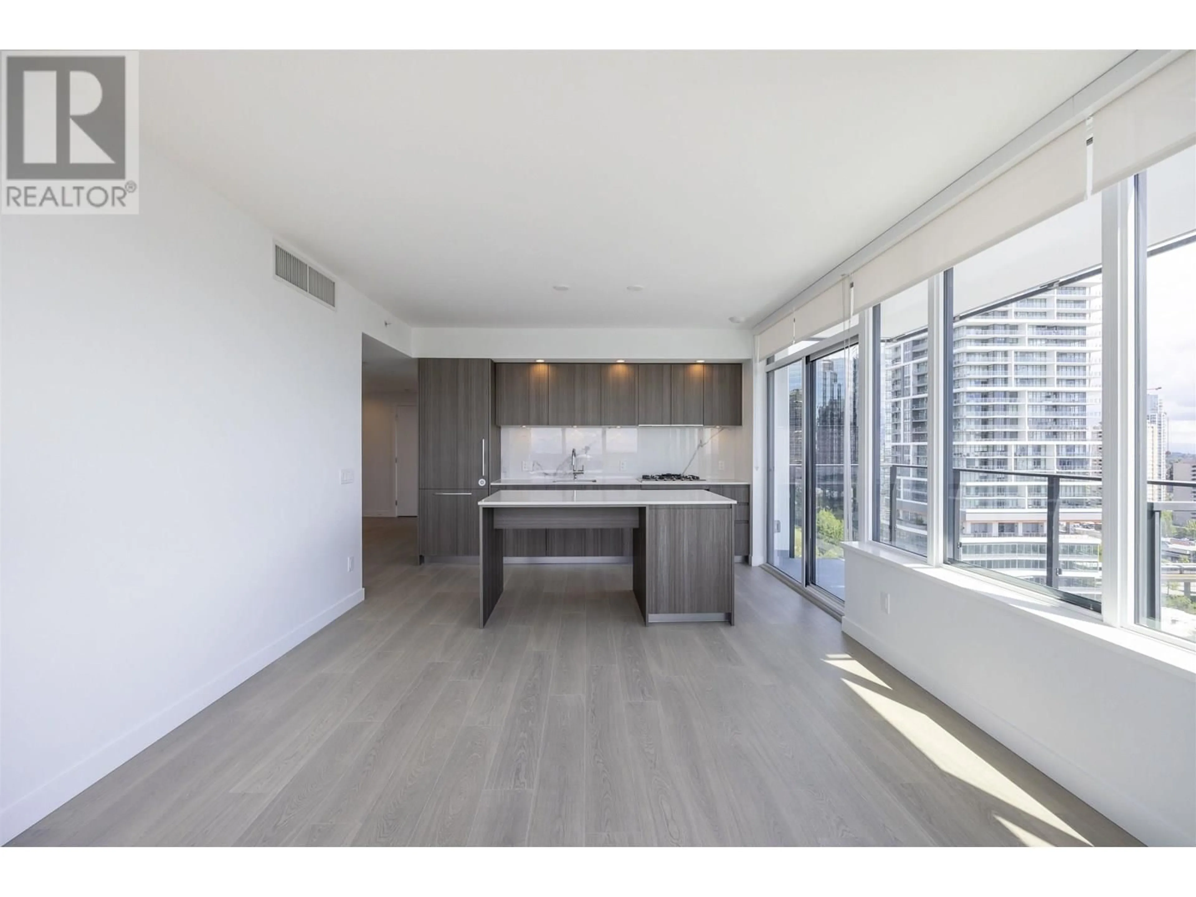 Unknown for 2704 - 6537 TELFORD AVENUE, Burnaby British Columbia V5H0K9