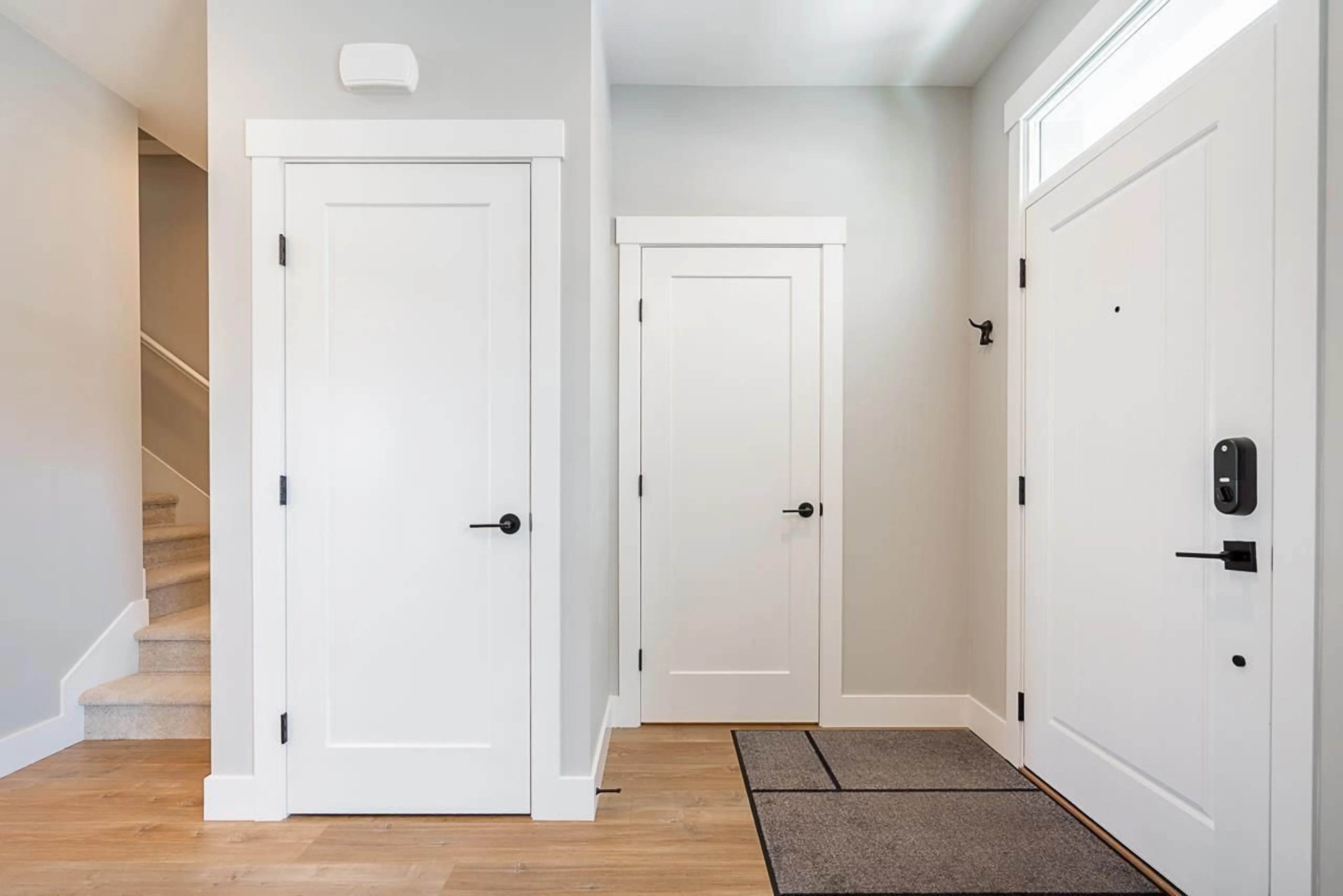 Indoor entryway for 19681 75, Langley British Columbia V2Y3R9