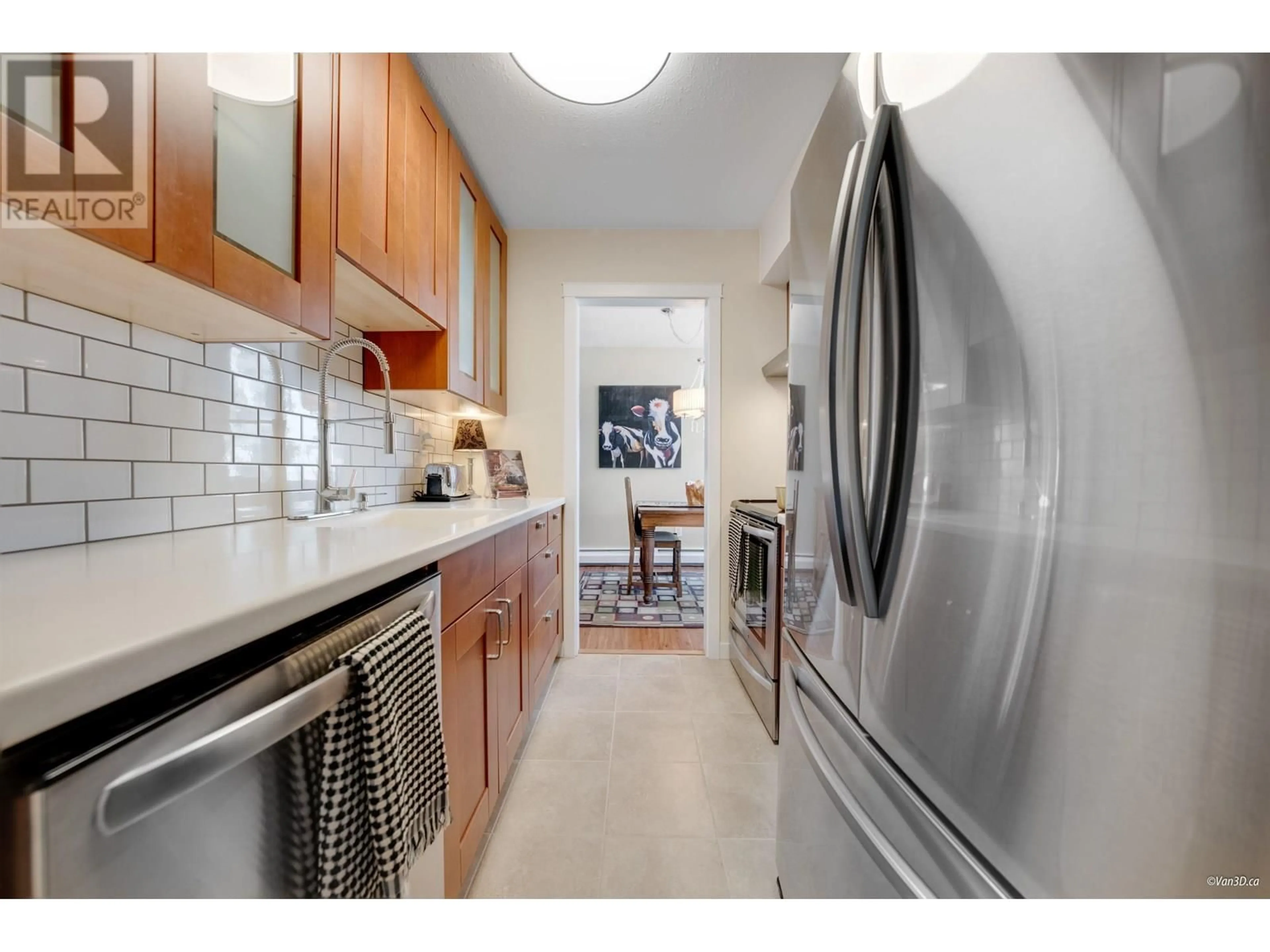 Standard kitchen, ceramic/tile floor for 704 - 1127 BARCLAY STREET, Vancouver British Columbia V6E1G8