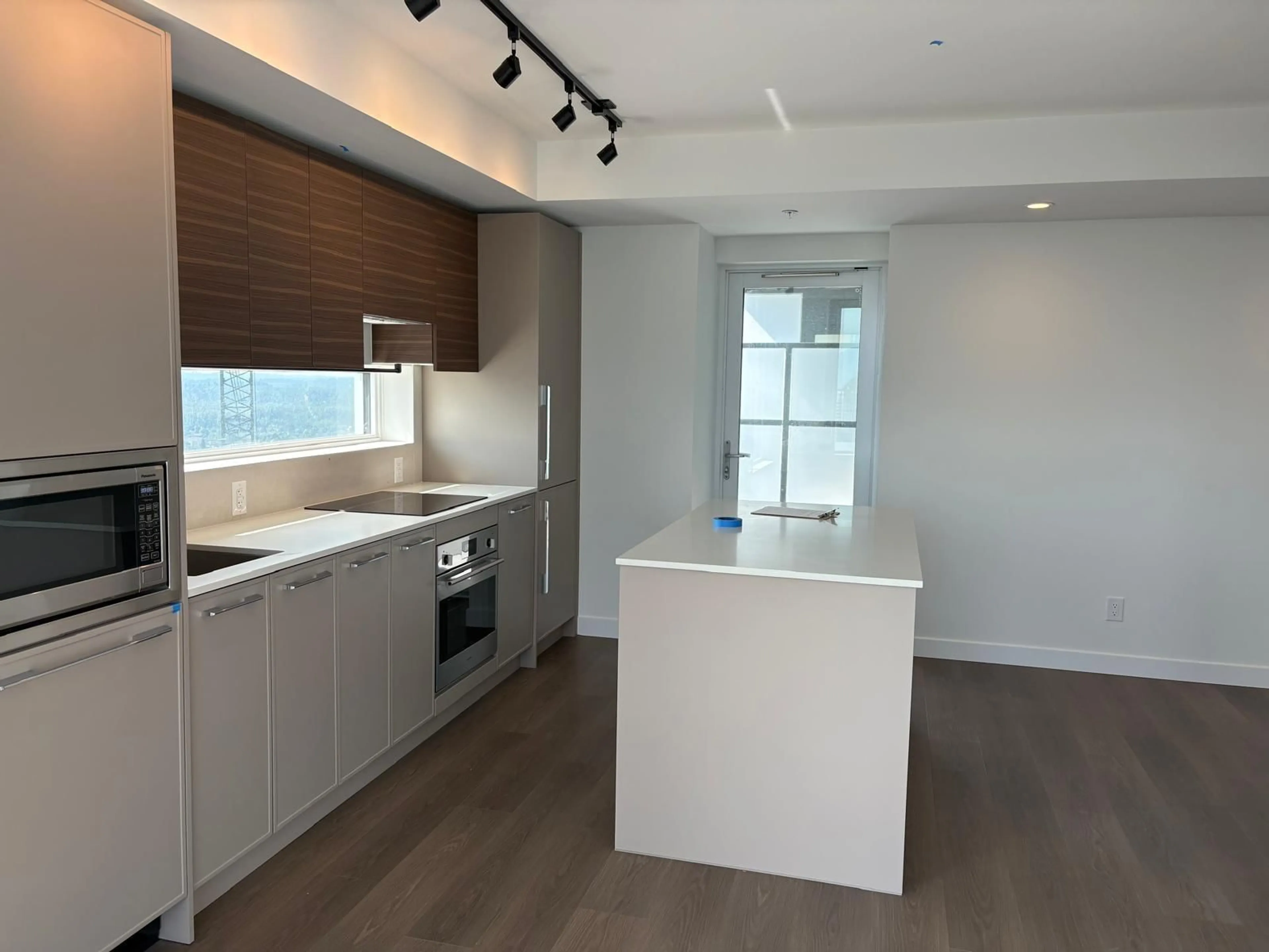 Open concept kitchen, unknown for 2609 - 13745 GEORGE JUNCTION, Surrey British Columbia V3T0V8