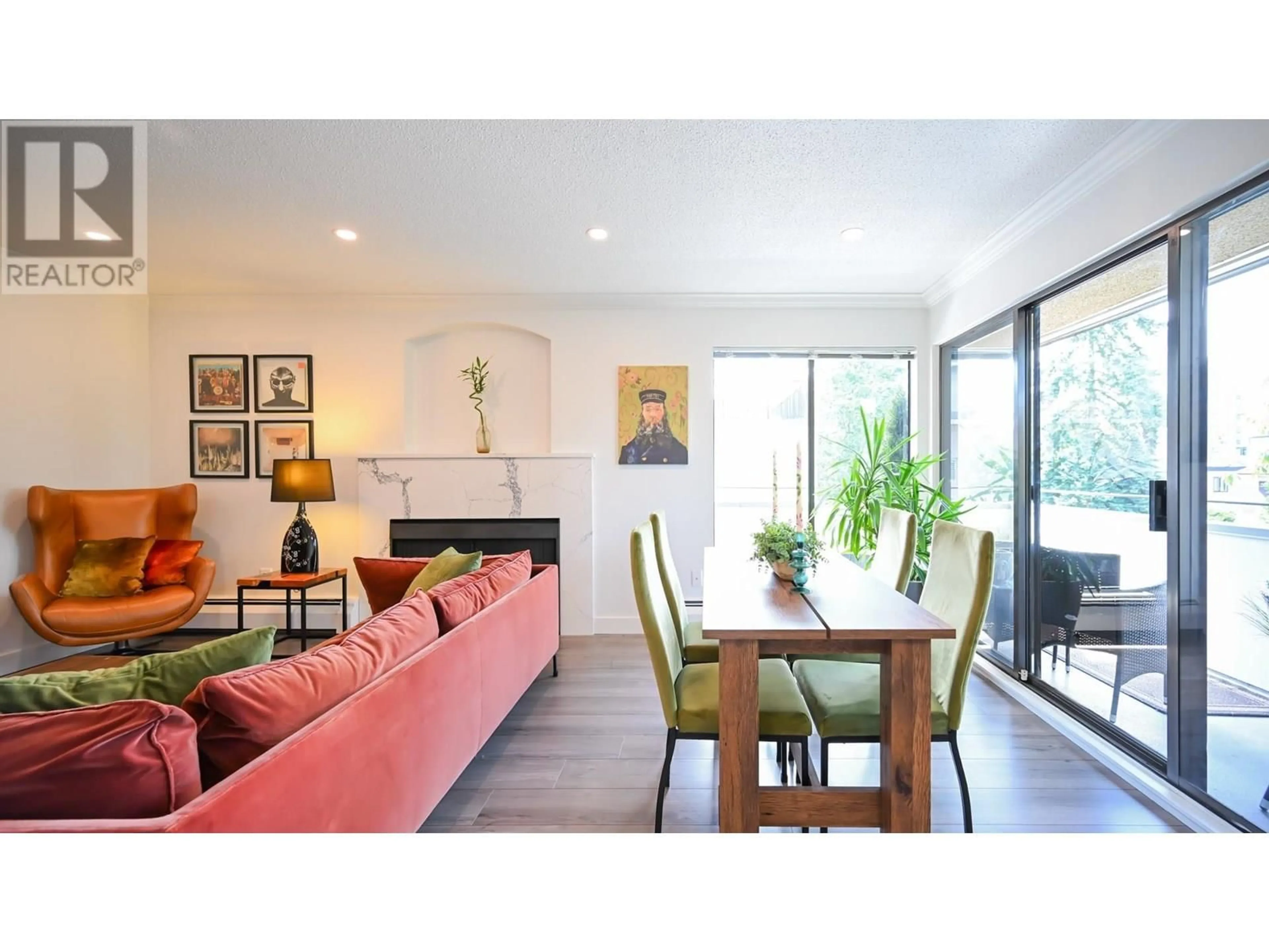 Living room with furniture, wood/laminate floor for 306 - 1250 12TH AVENUE, Vancouver British Columbia V6H1M1