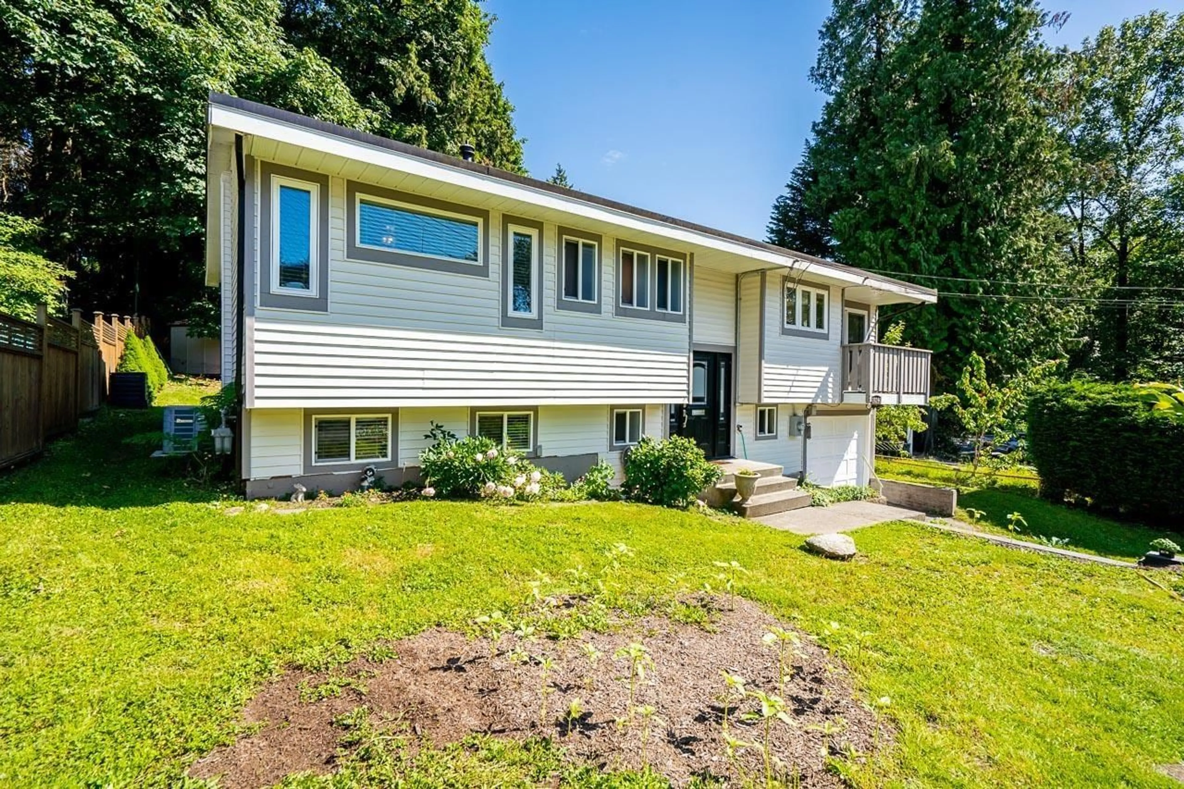 Home with vinyl exterior material, street for 10244 MAIN, Delta British Columbia V4C7H3