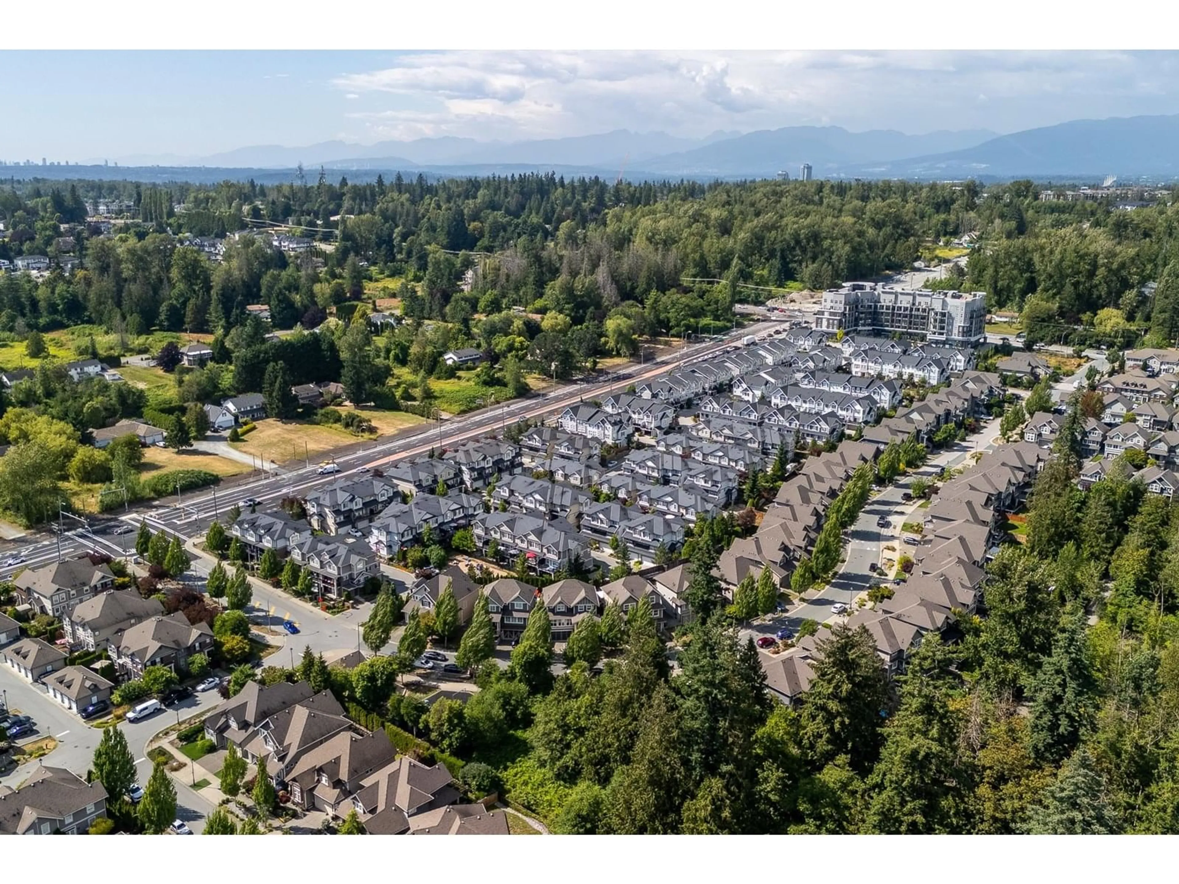 A pic from outside/outdoor area/front of a property/back of a property/a pic from drone, mountain view for 28 - 20831 70, Langley British Columbia V2Y0H1