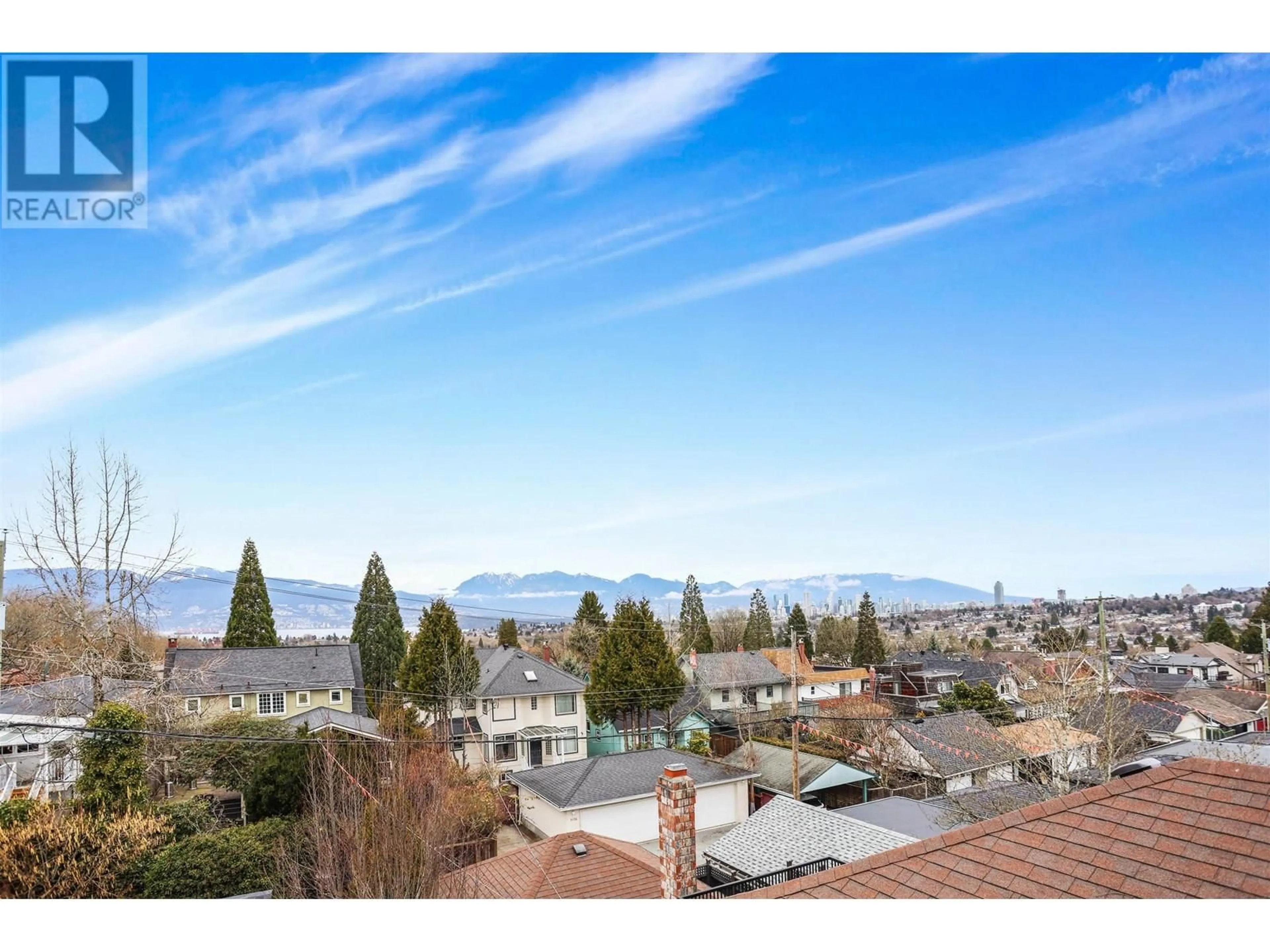 A pic from outside/outdoor area/front of a property/back of a property/a pic from drone, mountain view for 2912 27TH AVENUE, Vancouver British Columbia V6L1W3