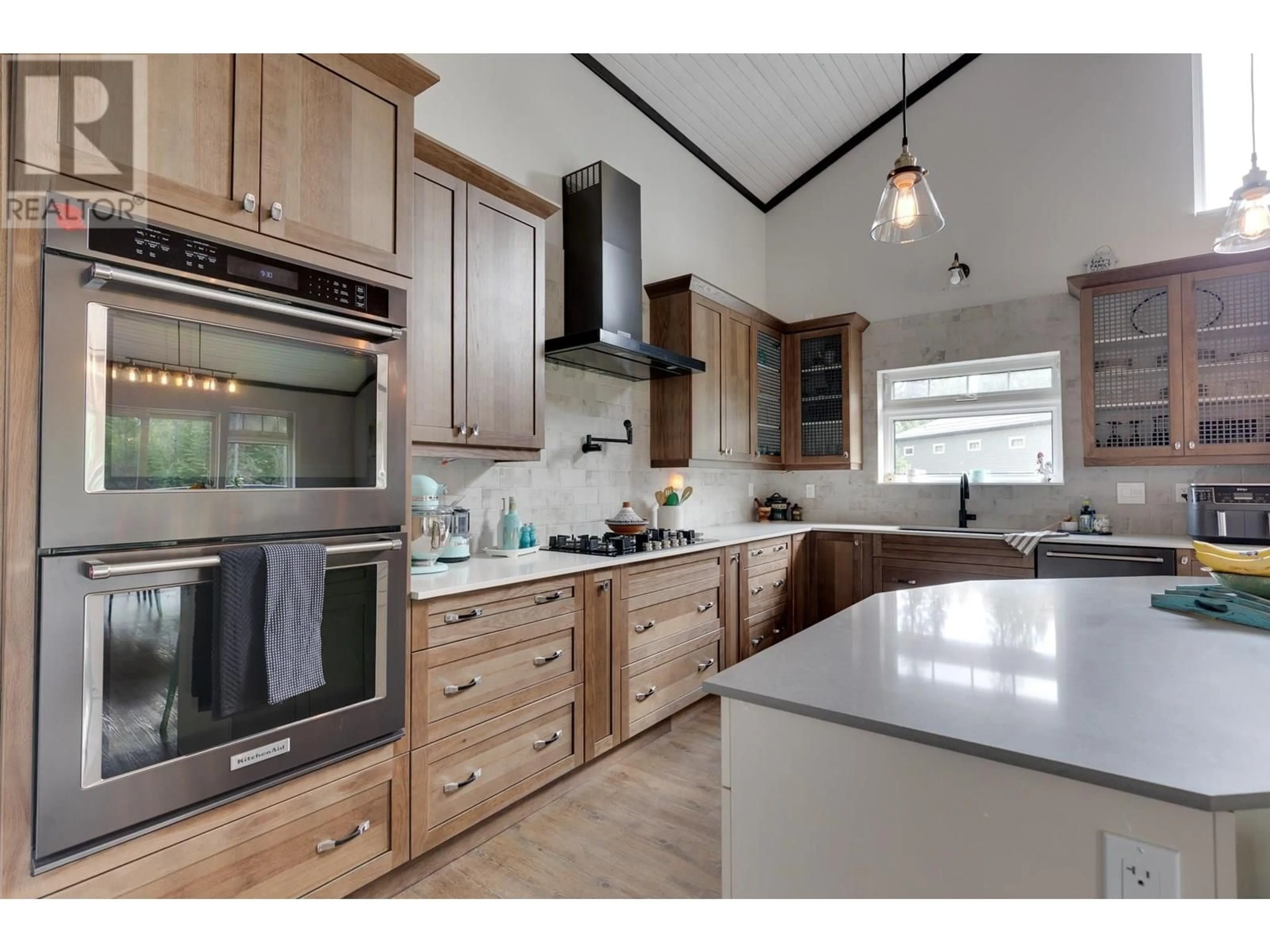 Open concept kitchen, unknown for 4270 VISTA ROAD, Prince George British Columbia V2K5S2