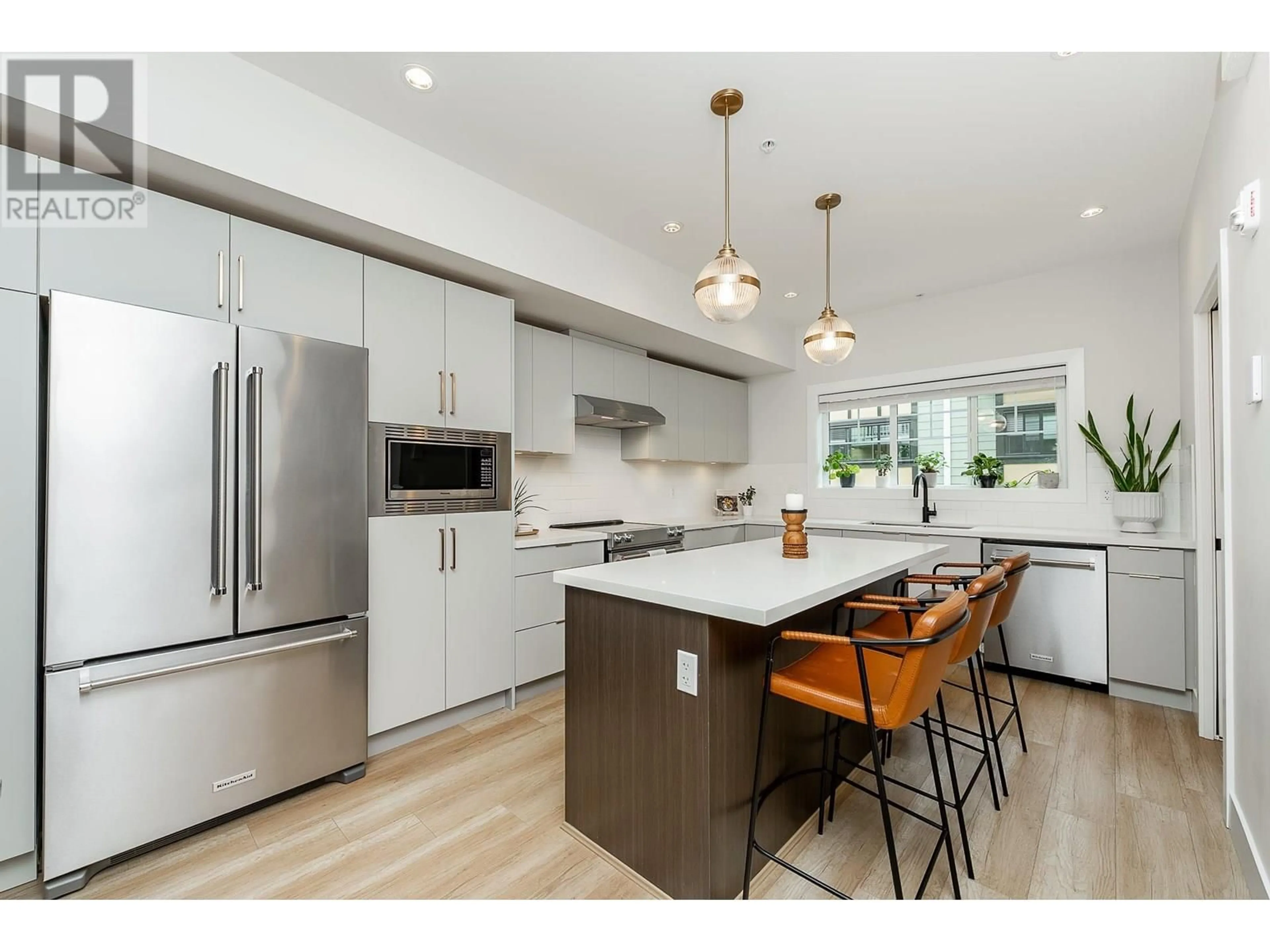 Open concept kitchen, unknown for 202 - 80 ELGIN STREET, Port Moody British Columbia V3H0M6