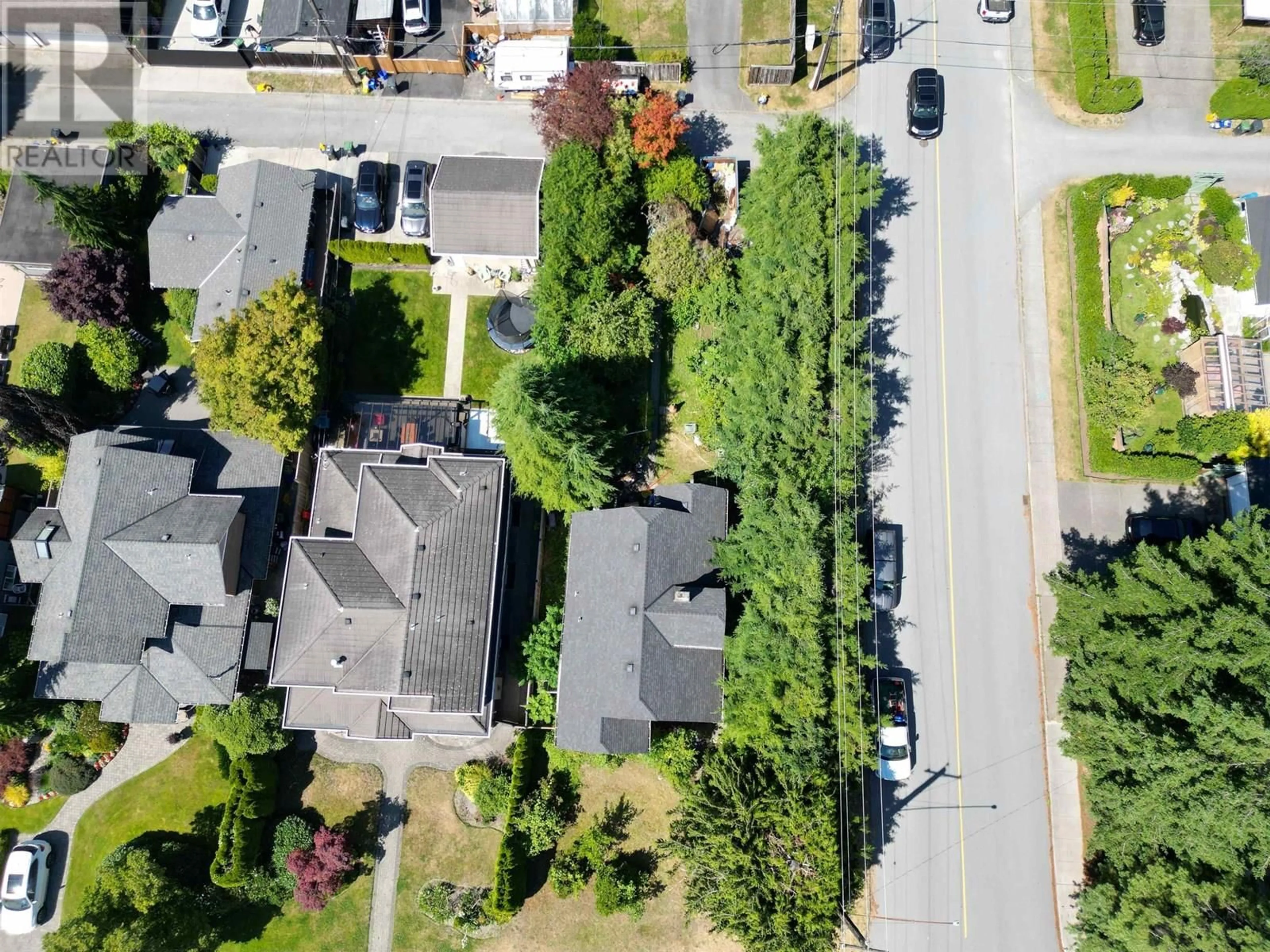 A pic from outside/outdoor area/front of a property/back of a property/a pic from drone, street for 796 11TH STREET, North Vancouver British Columbia V7L2H8