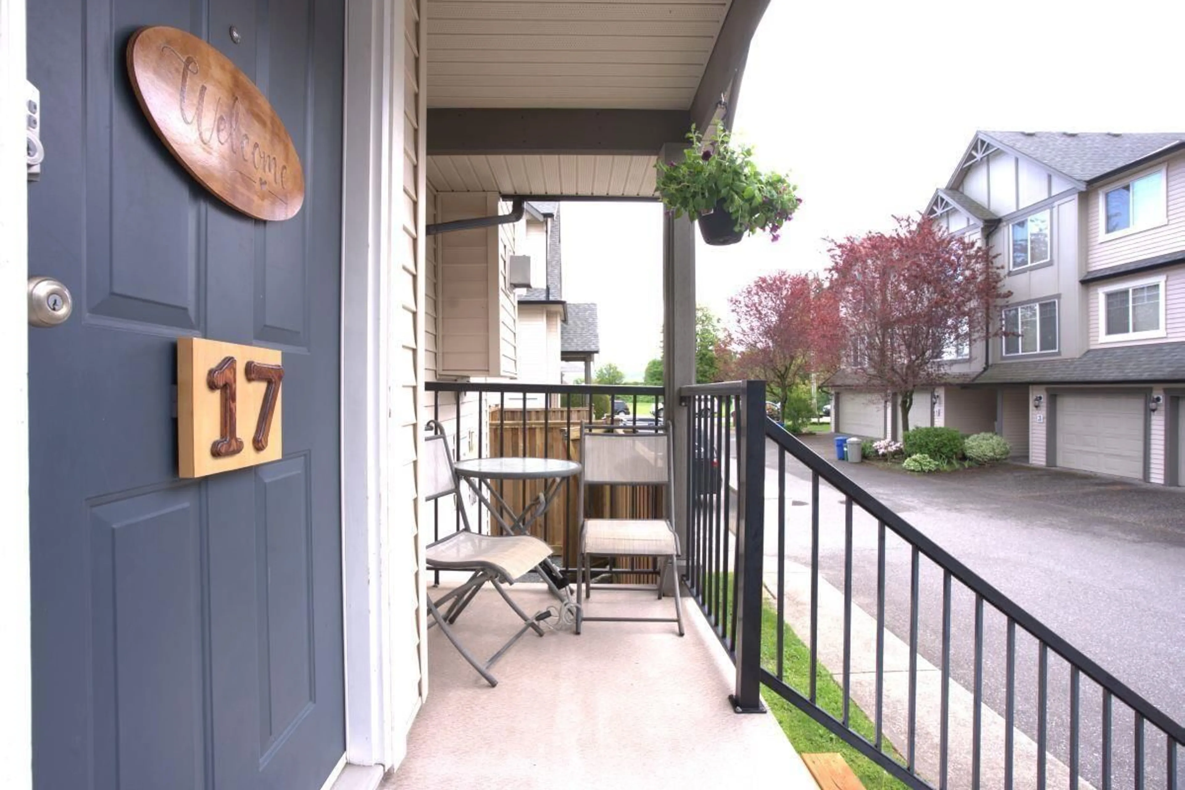 Patio, street for 17 - 8917 EDWARD STREET, Chilliwack British Columbia V2P4E2