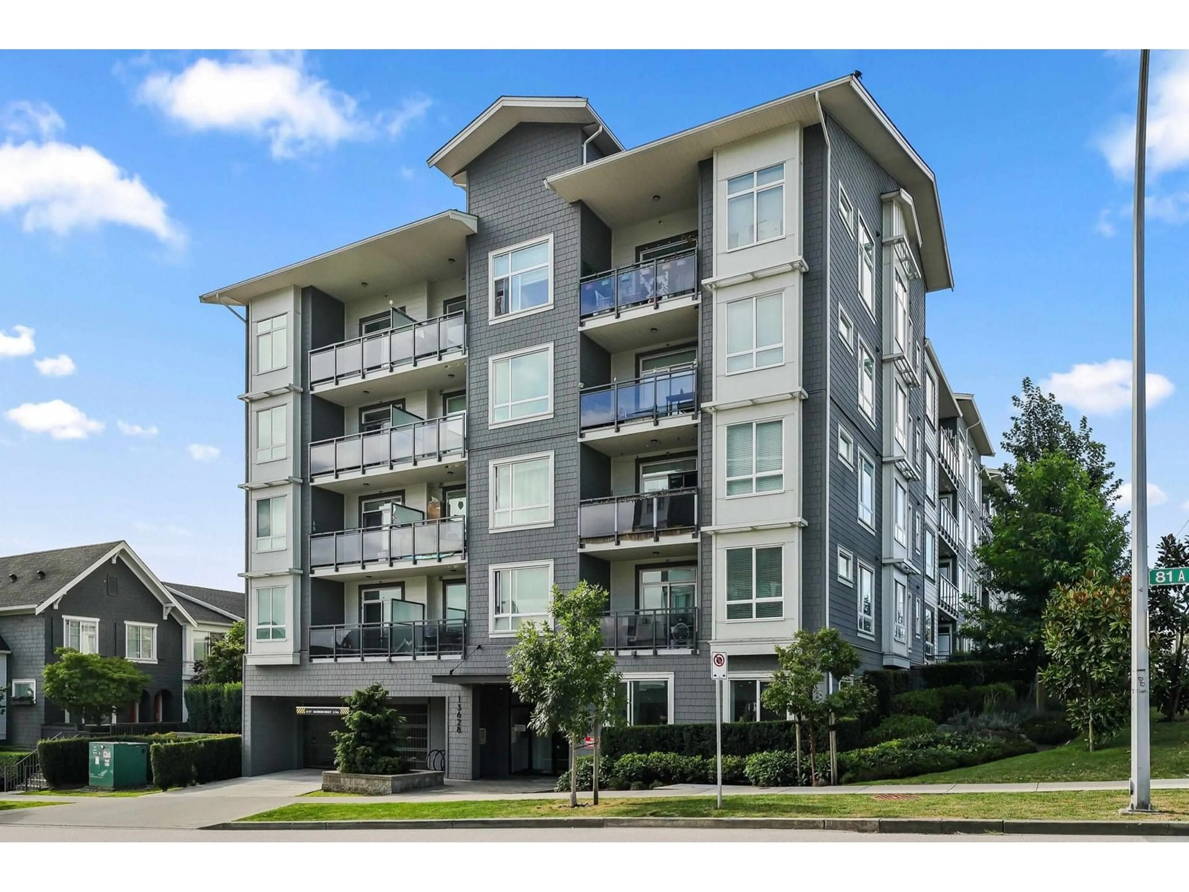 Unknown for 303 - 13628 81A, Surrey British Columbia V3W3E2