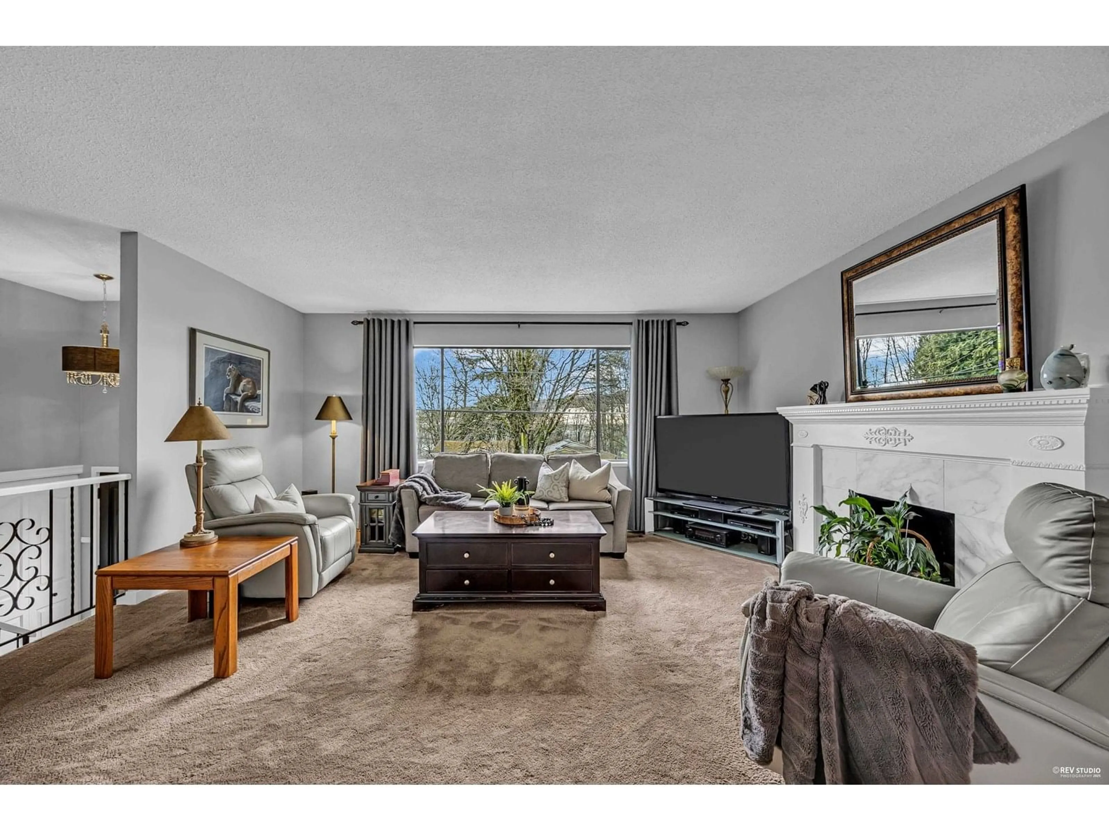Living room with furniture, unknown for 8290 SHEAVES, Delta British Columbia V4C3W9