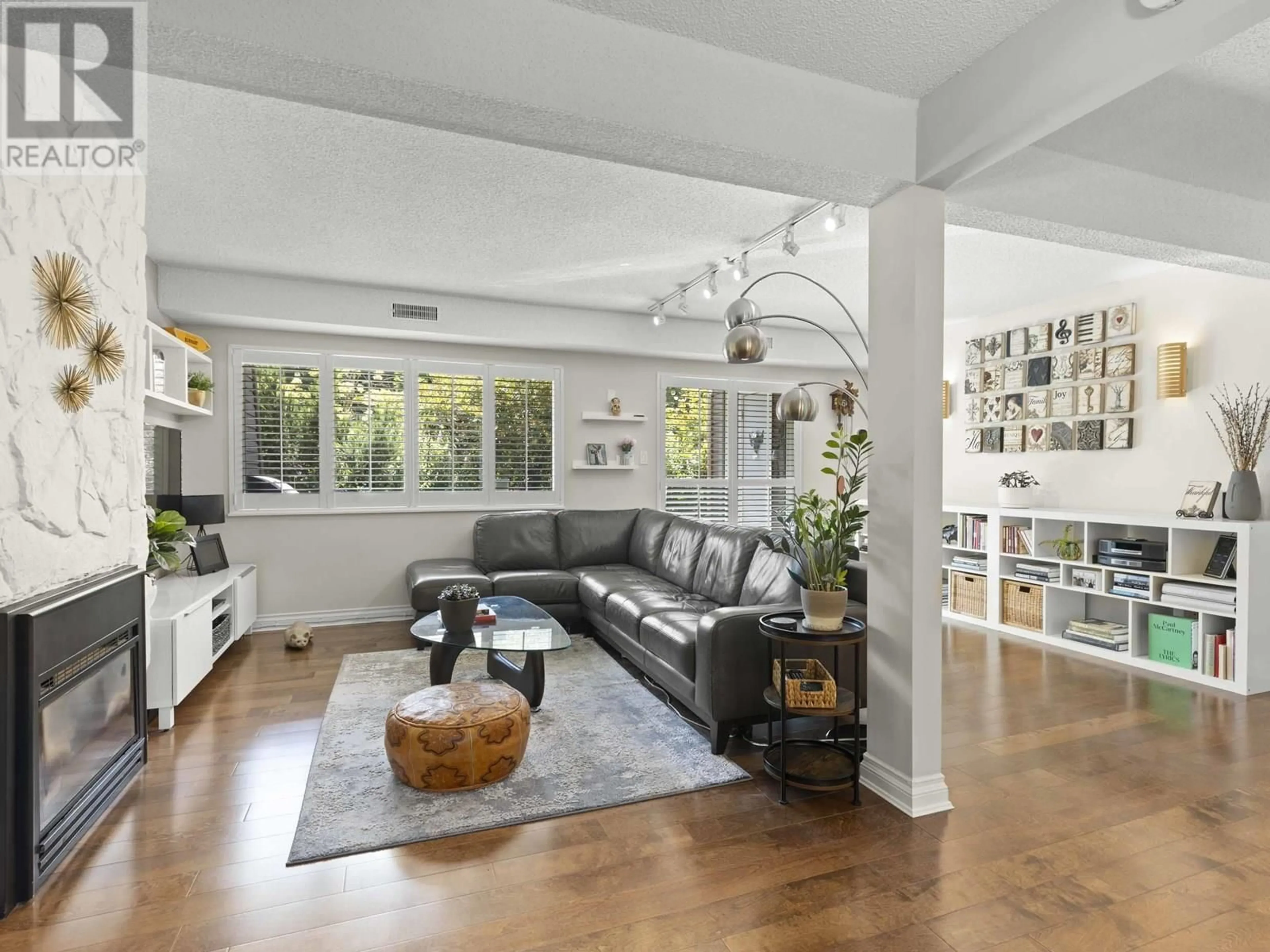 Living room with furniture, unknown for 1843 GOLETA DRIVE, Burnaby British Columbia V5A1P6