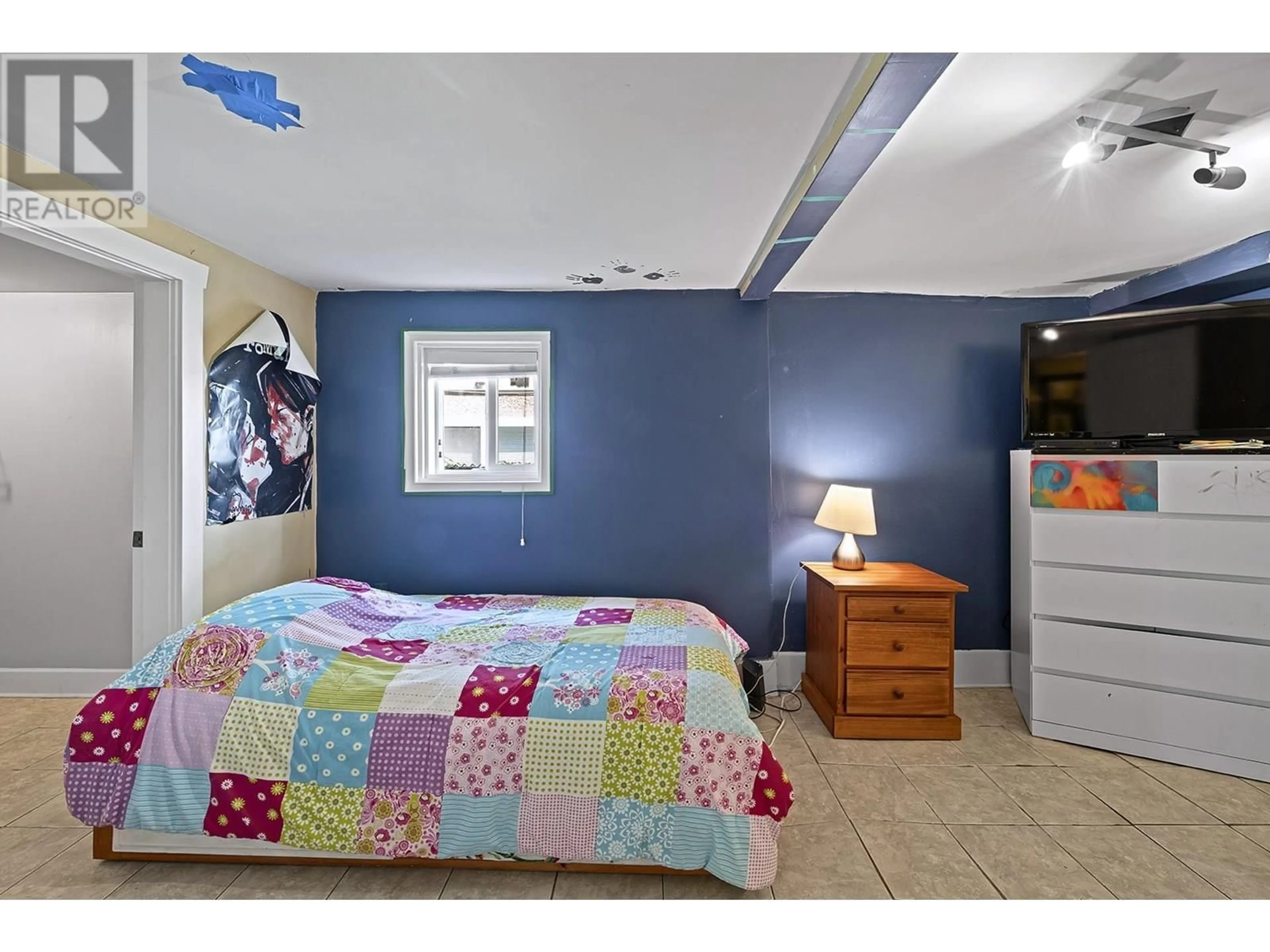 Bedroom with bed, unknown for 956 54TH AVENUE, Vancouver British Columbia V5X1L7