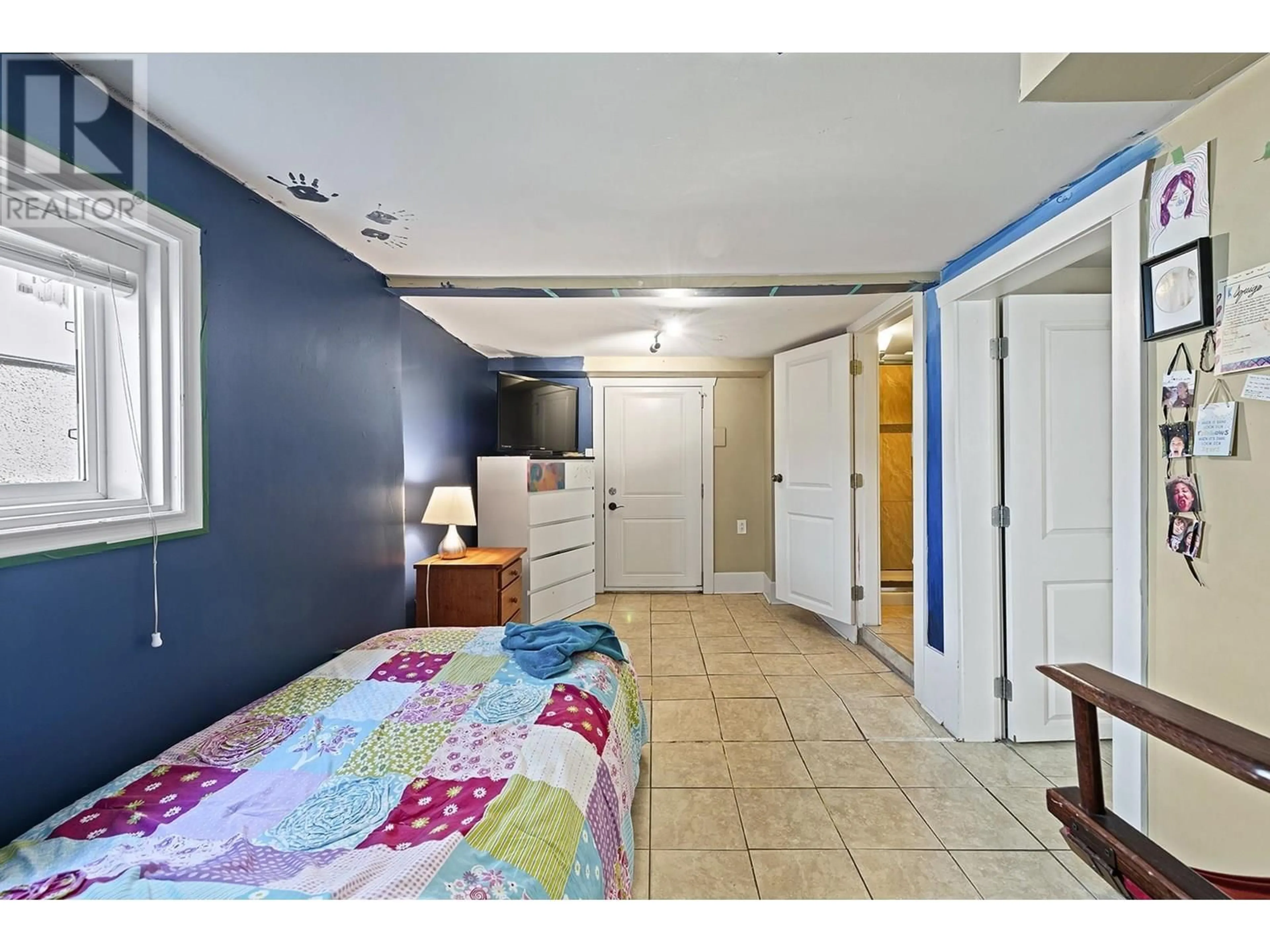 Unknown for 956 54TH AVENUE, Vancouver British Columbia V5X1L7