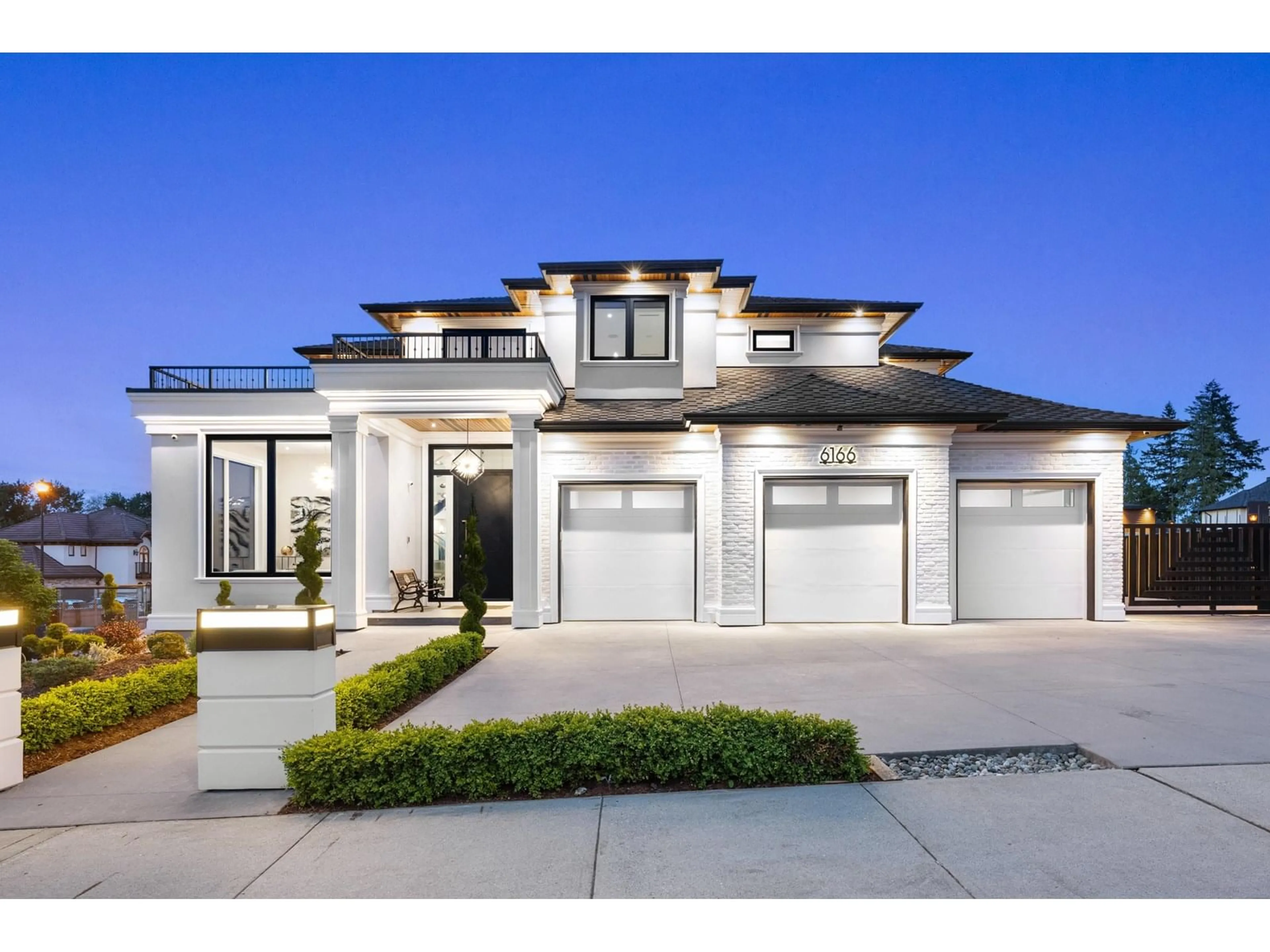 Home with vinyl exterior material, street for 6166 152A, Surrey British Columbia V3S1E7