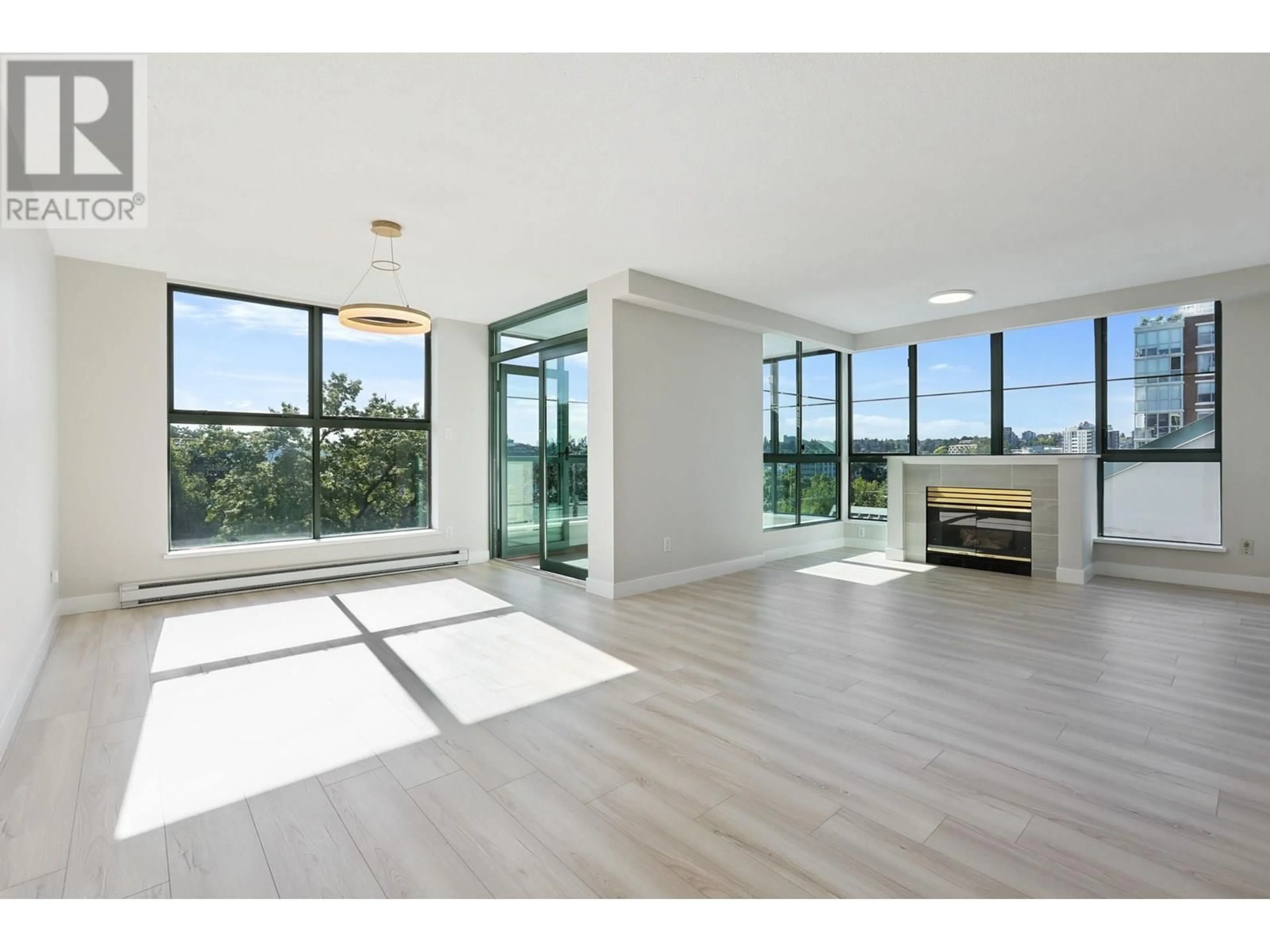 A pic of a room for 804 - 1159 MAIN STREET, Vancouver British Columbia V6A4B6