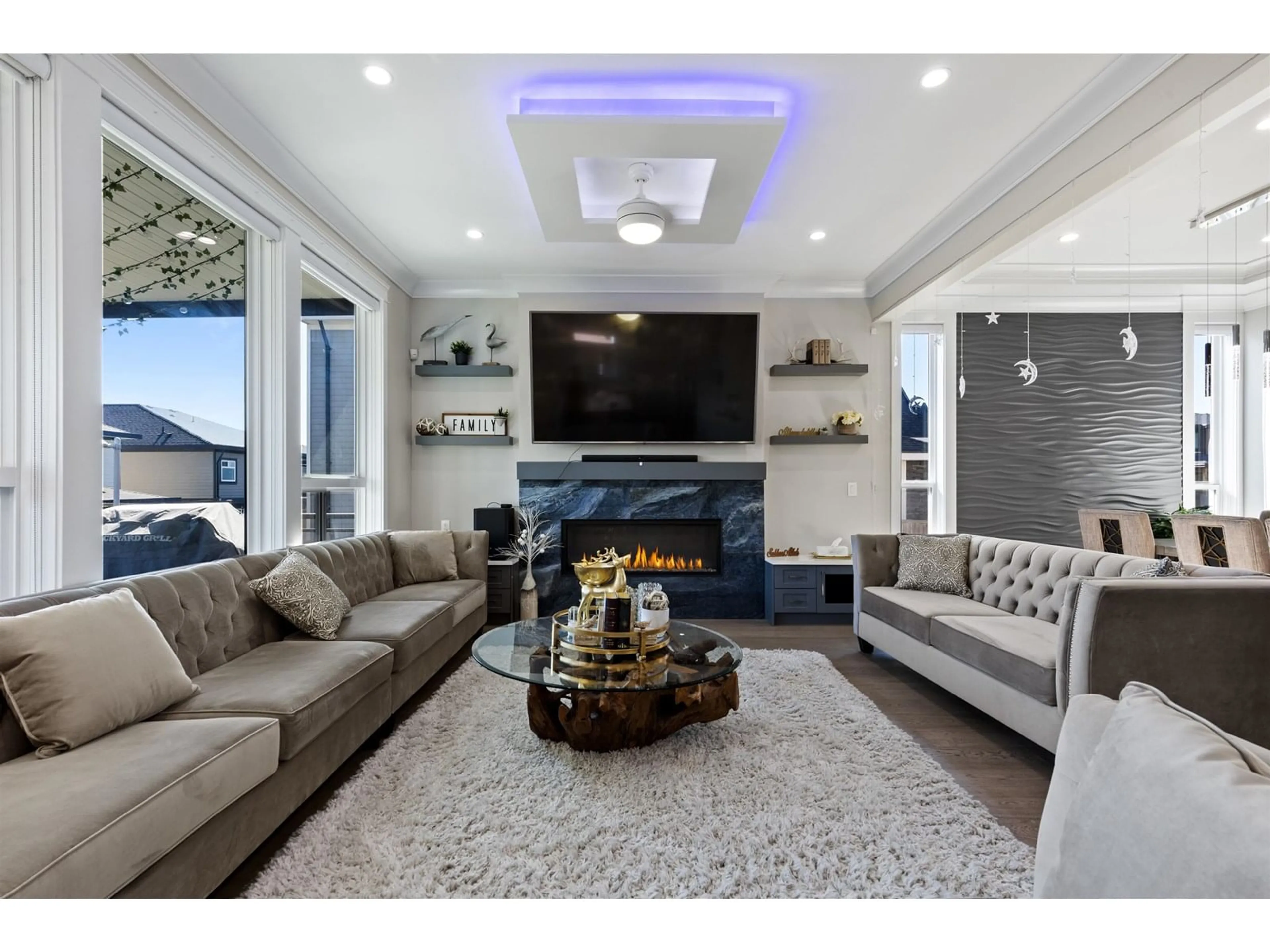 Living room with furniture, unknown for 18616 56B, Surrey British Columbia V3S8J3